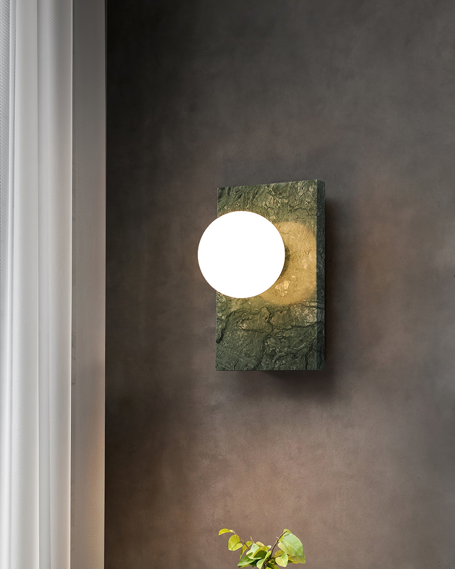 RAVENSCROFT WOVEN BRASS WALL SCONCE