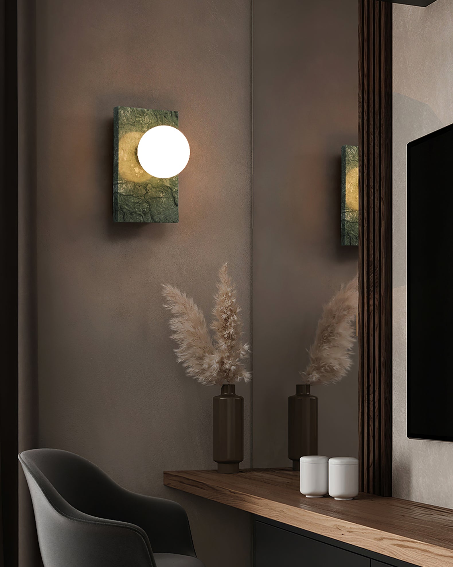 RAVENSCROFT WOVEN BRASS WALL SCONCE
