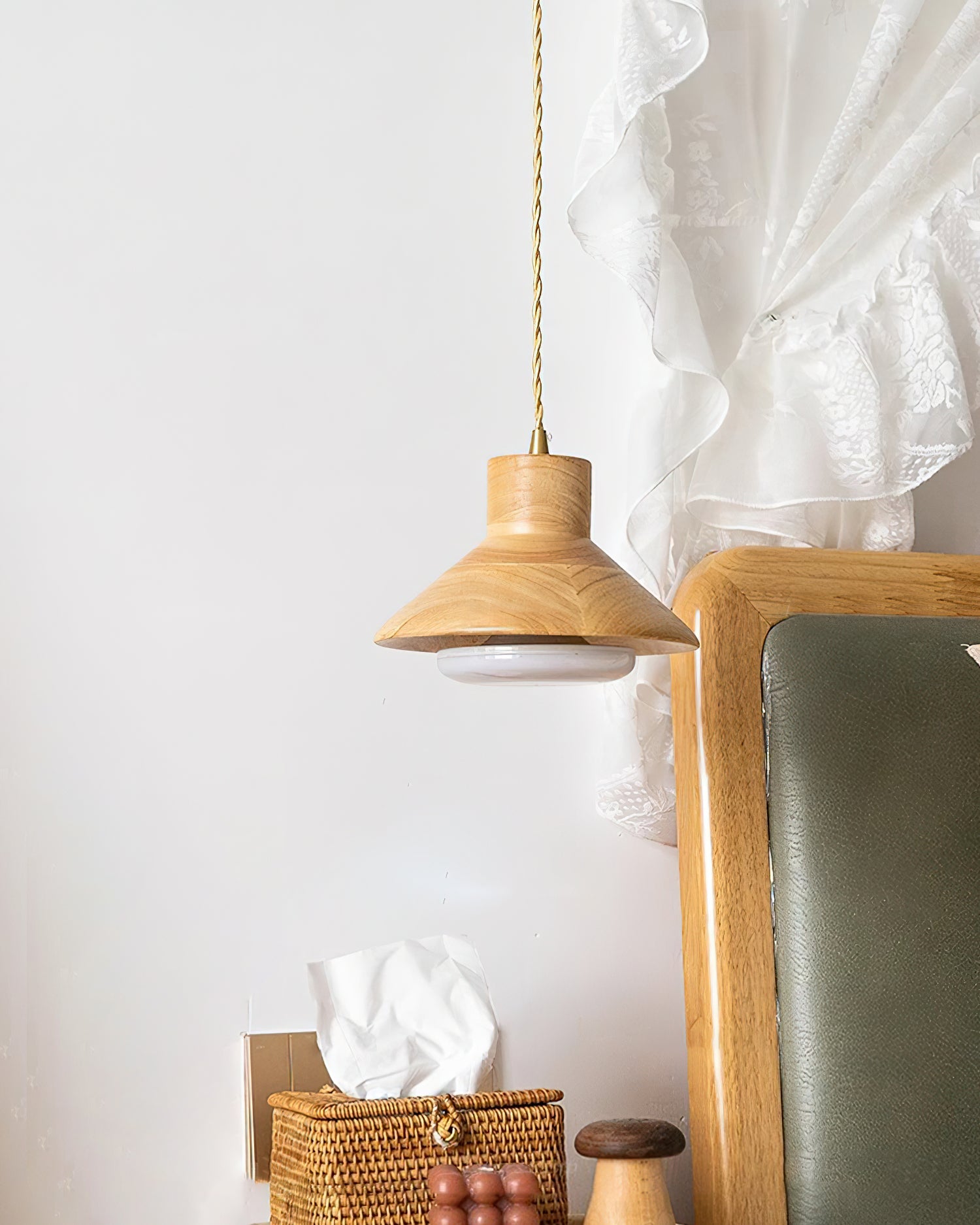 RAVENSCROFT HANGING LIGHTING CAGE