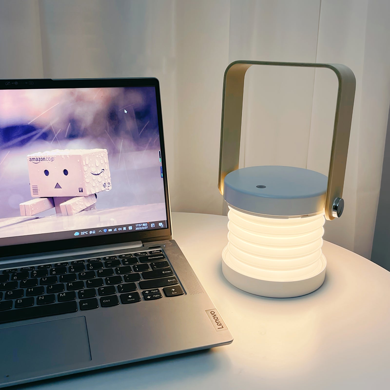 WINTHORPE TRAVELING GLOW TABLE LANTERN