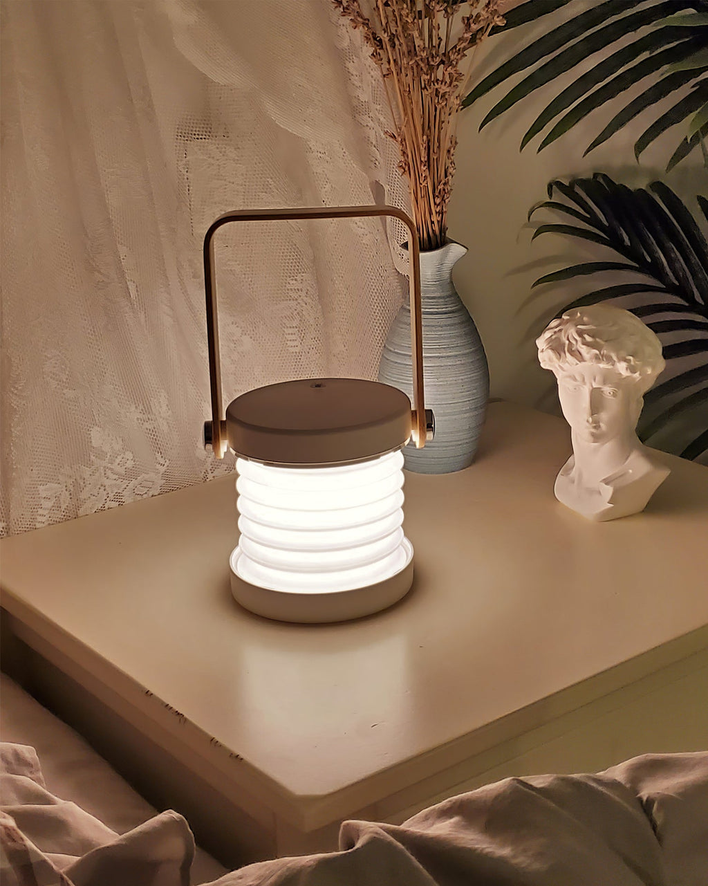 WINTHORPE TRAVELING GLOW TABLE LANTERN