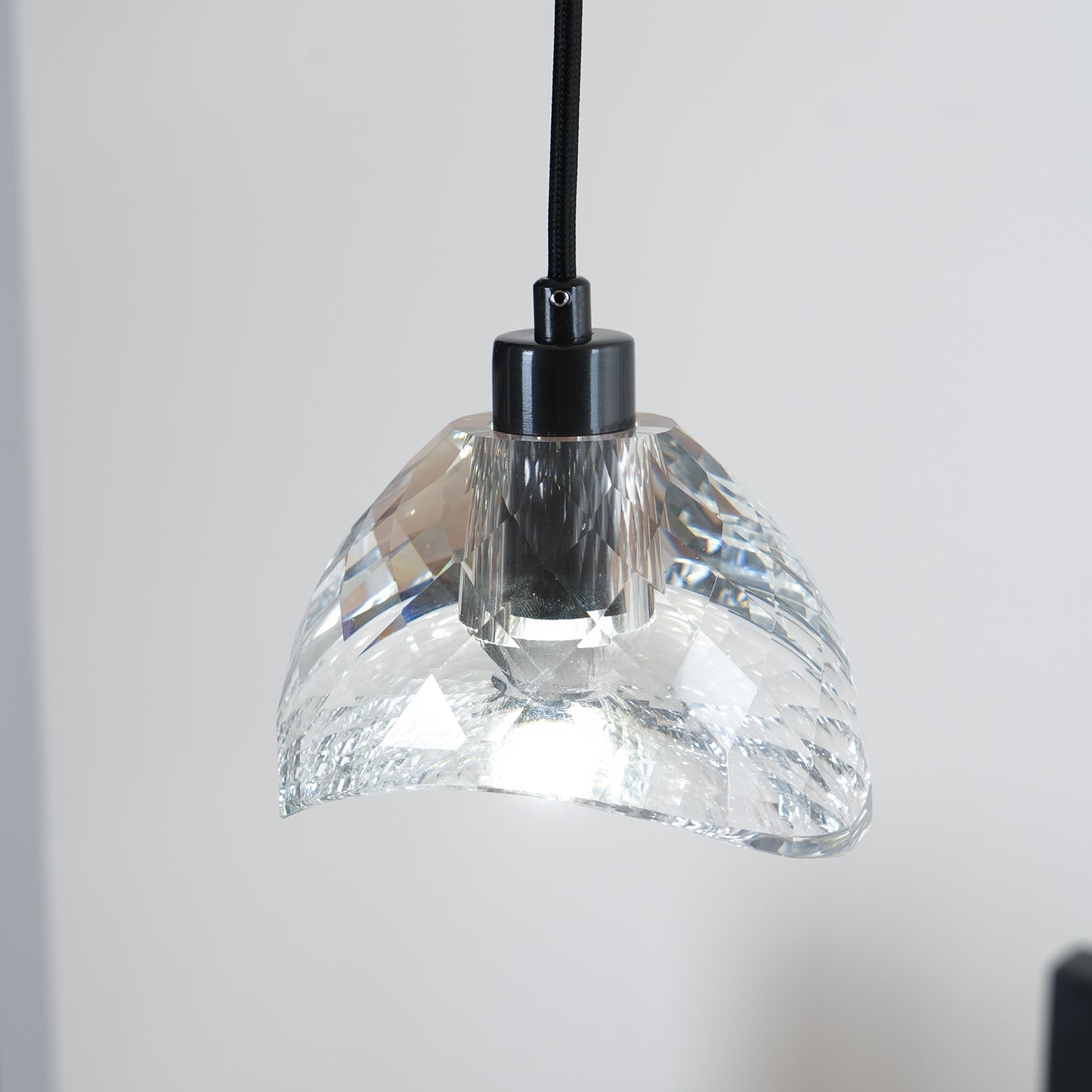 WINTHROP GLOBE HANGING LANTERN