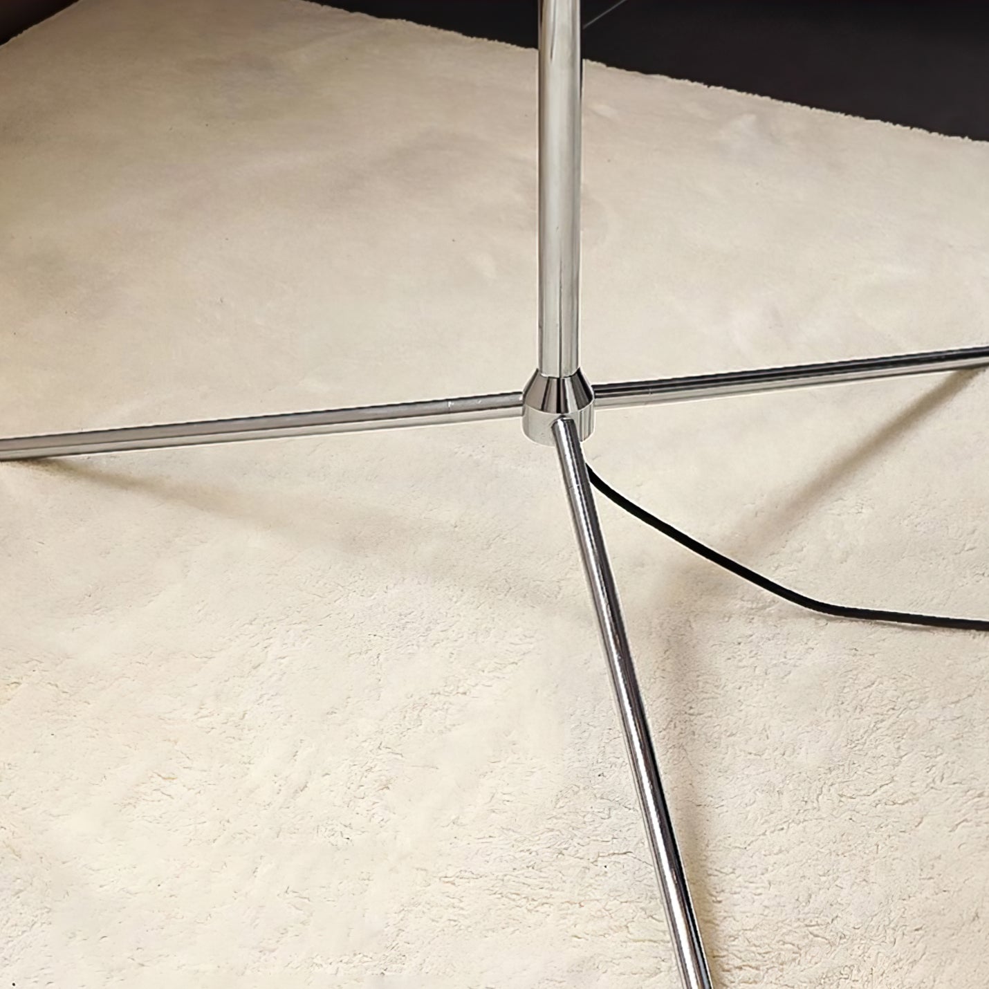 FELBRIDGE VOLCANIC GLASS TORCH LAMP