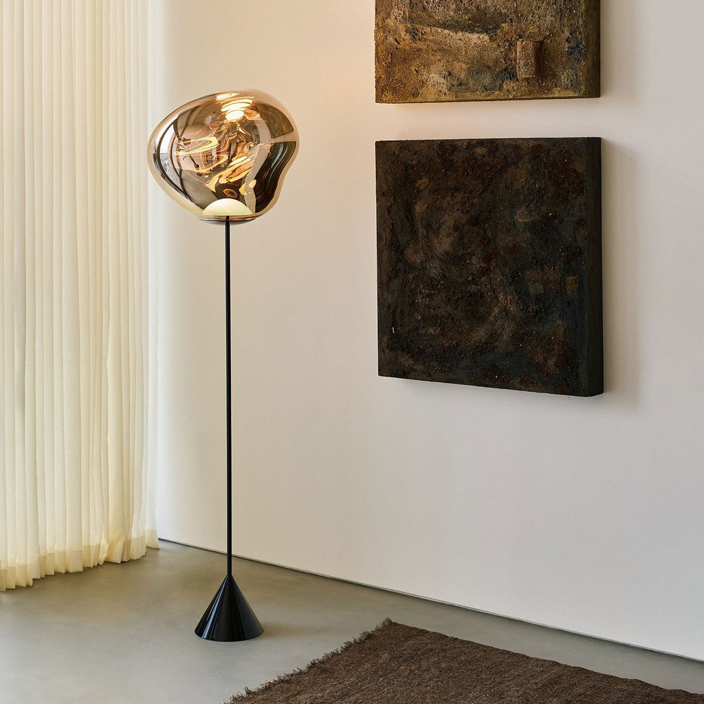 RAVENHURST GLOWING COLUMN FLOOR LANTERN