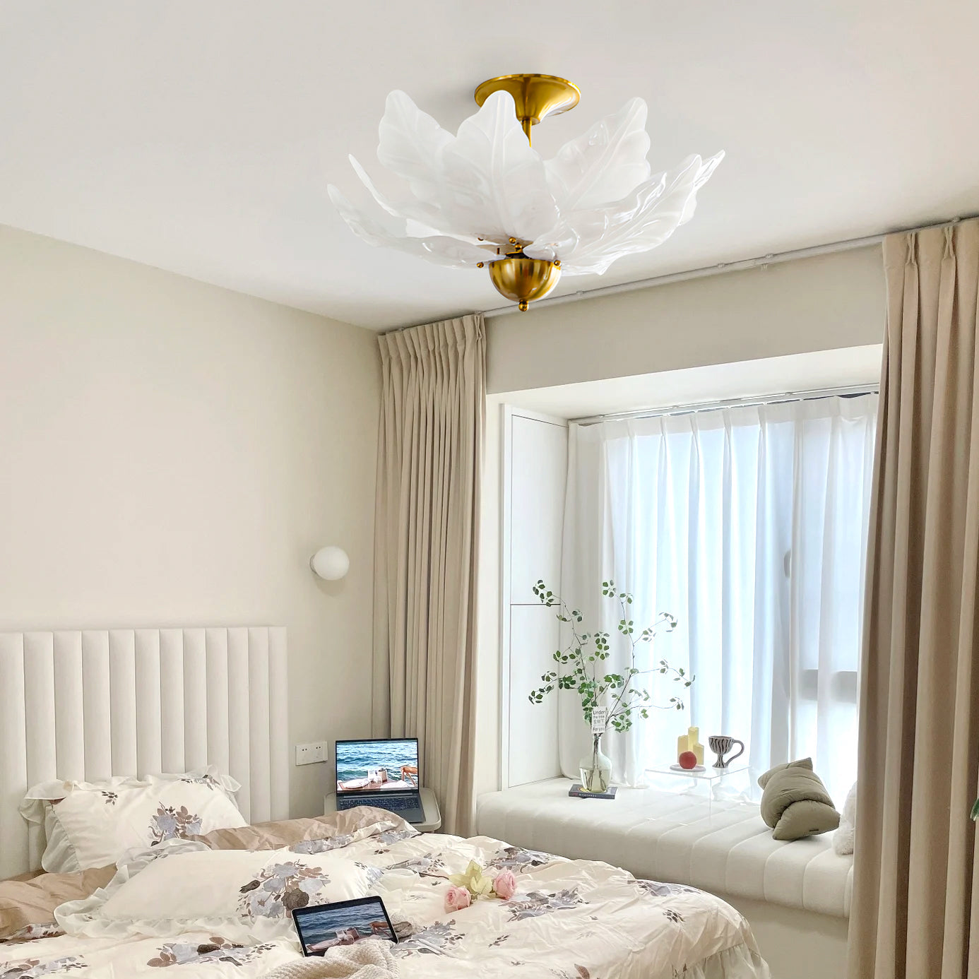 THISTLEDALE FOLIAGE GLASS CEILING LIGHT