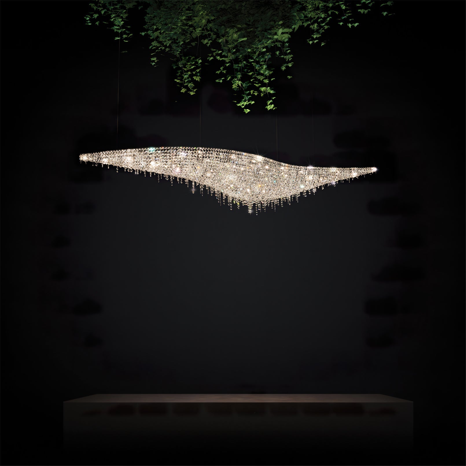 VIVIENNE CRYSTAL LEAF CANDELABRA
