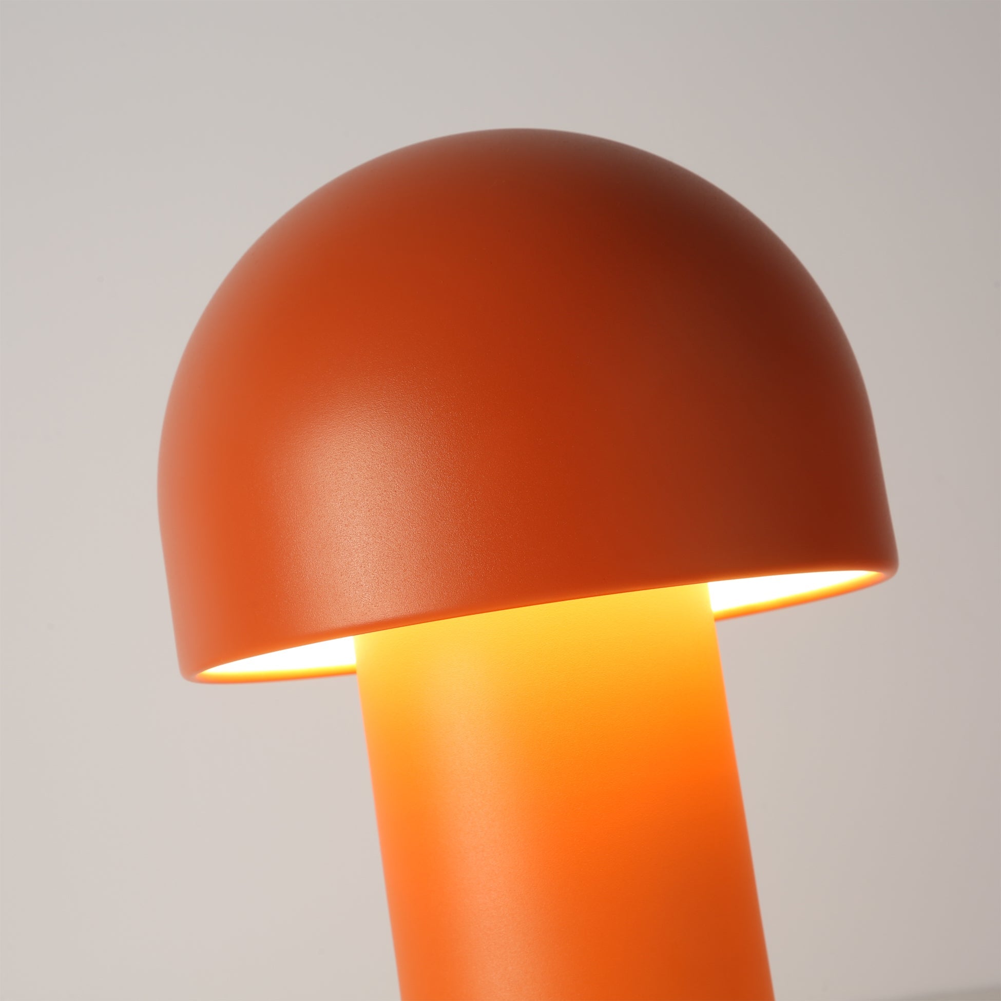 RAVENHURST ILLUMINATED CRESCENT LAMP