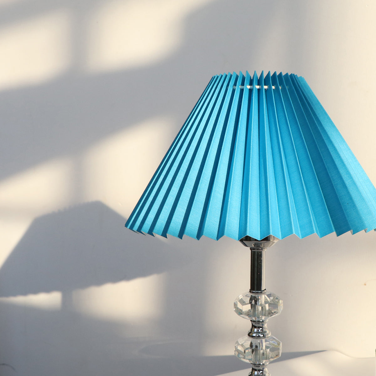ALDERSON WOVEN CANOPY TABLE LUMINAIRE