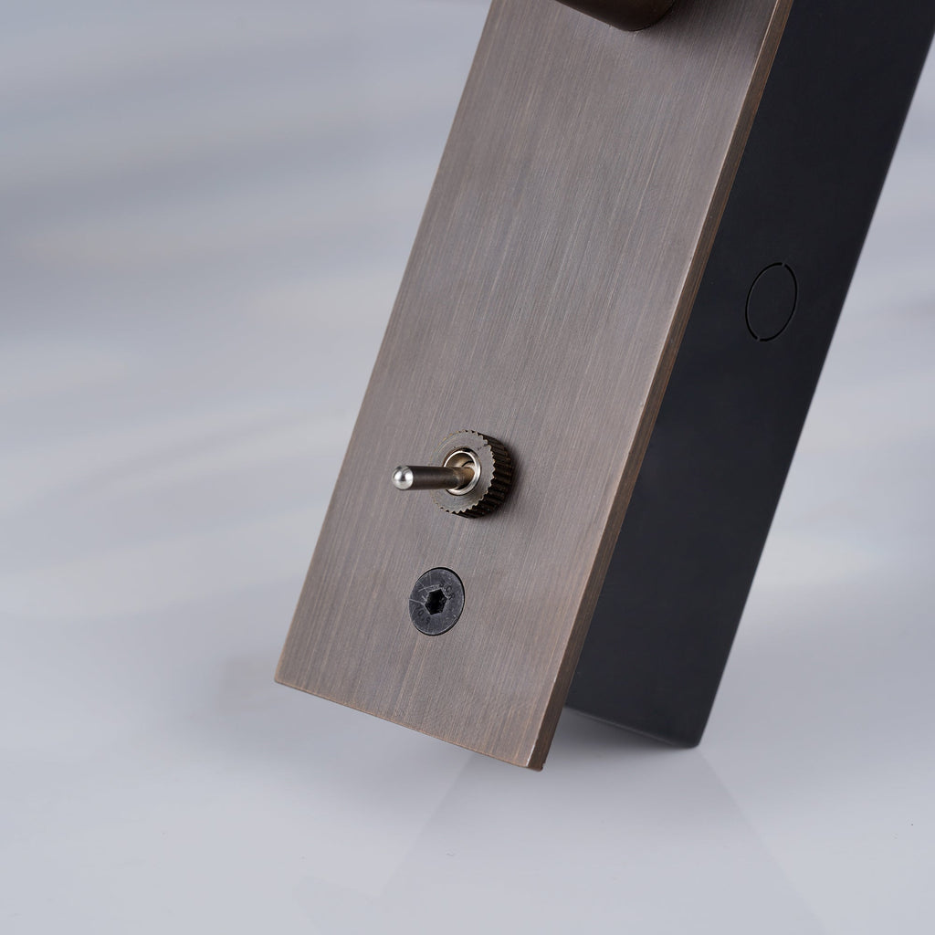 WINDSOR ARTISAN LED WALL SCONCE