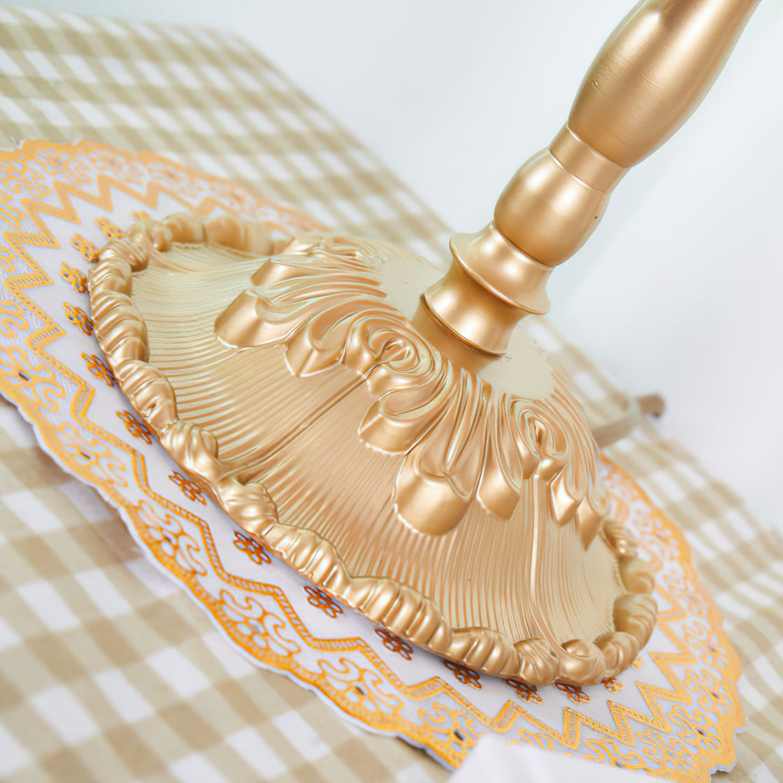 Winthrop Illuminated Grace Table Light