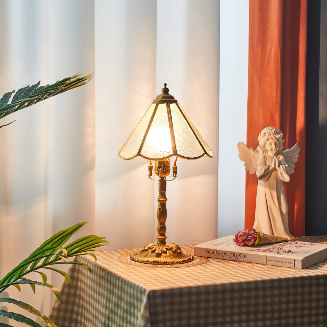 Winthrop Illuminated Grace Table Light