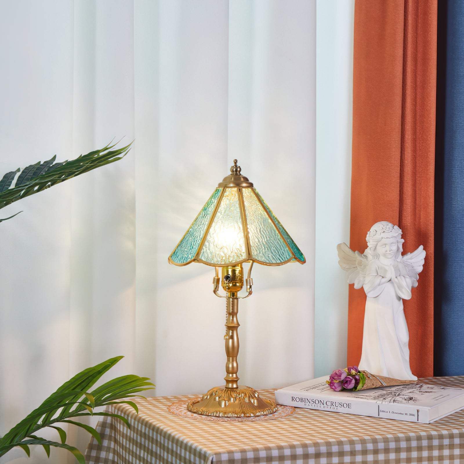 Winthrop Illuminated Grace Table Light