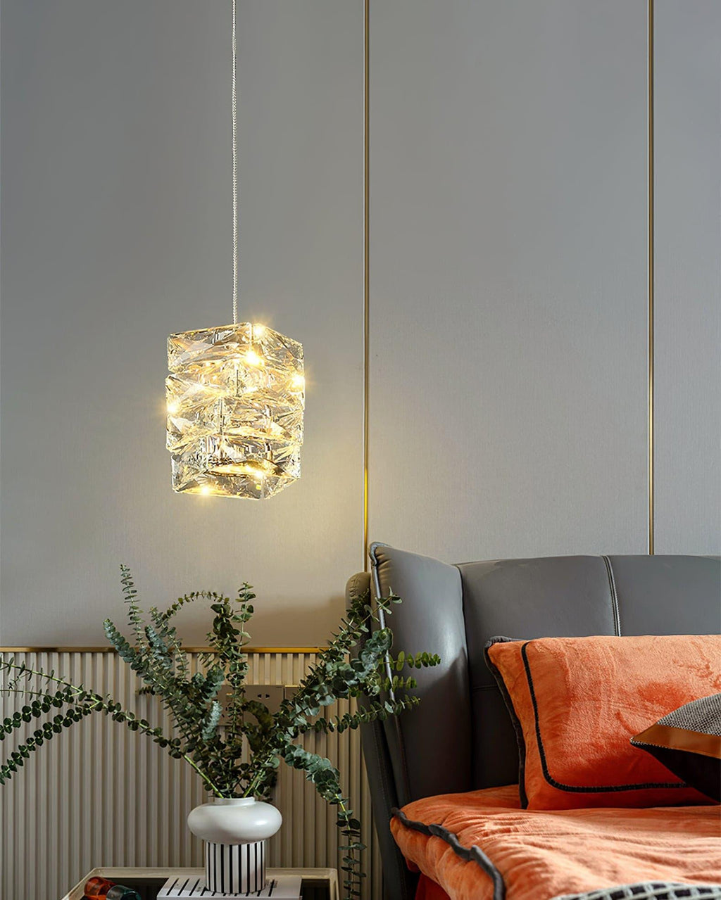 WINTHROP CRYSTAL DROPLET HANGING LIGHT