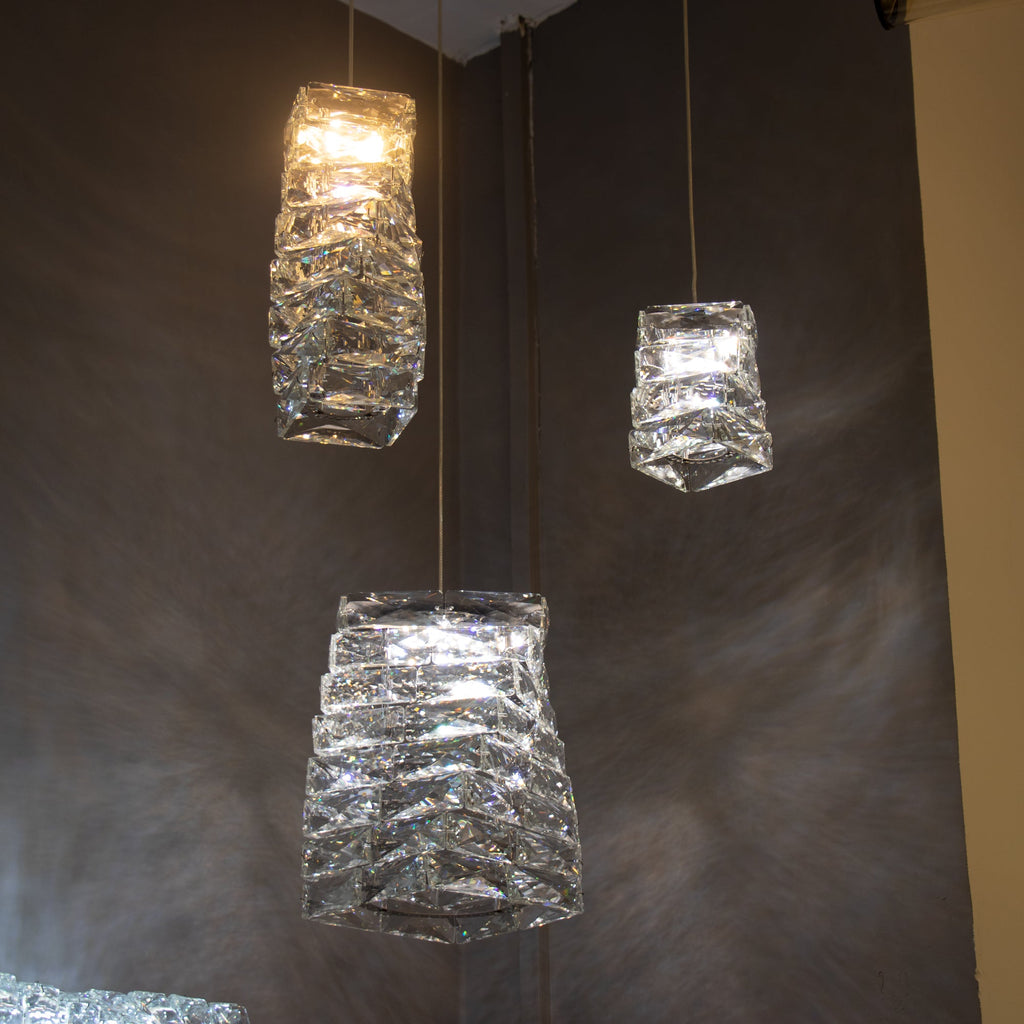 WINTHROP CRYSTAL DROPLET HANGING LIGHT