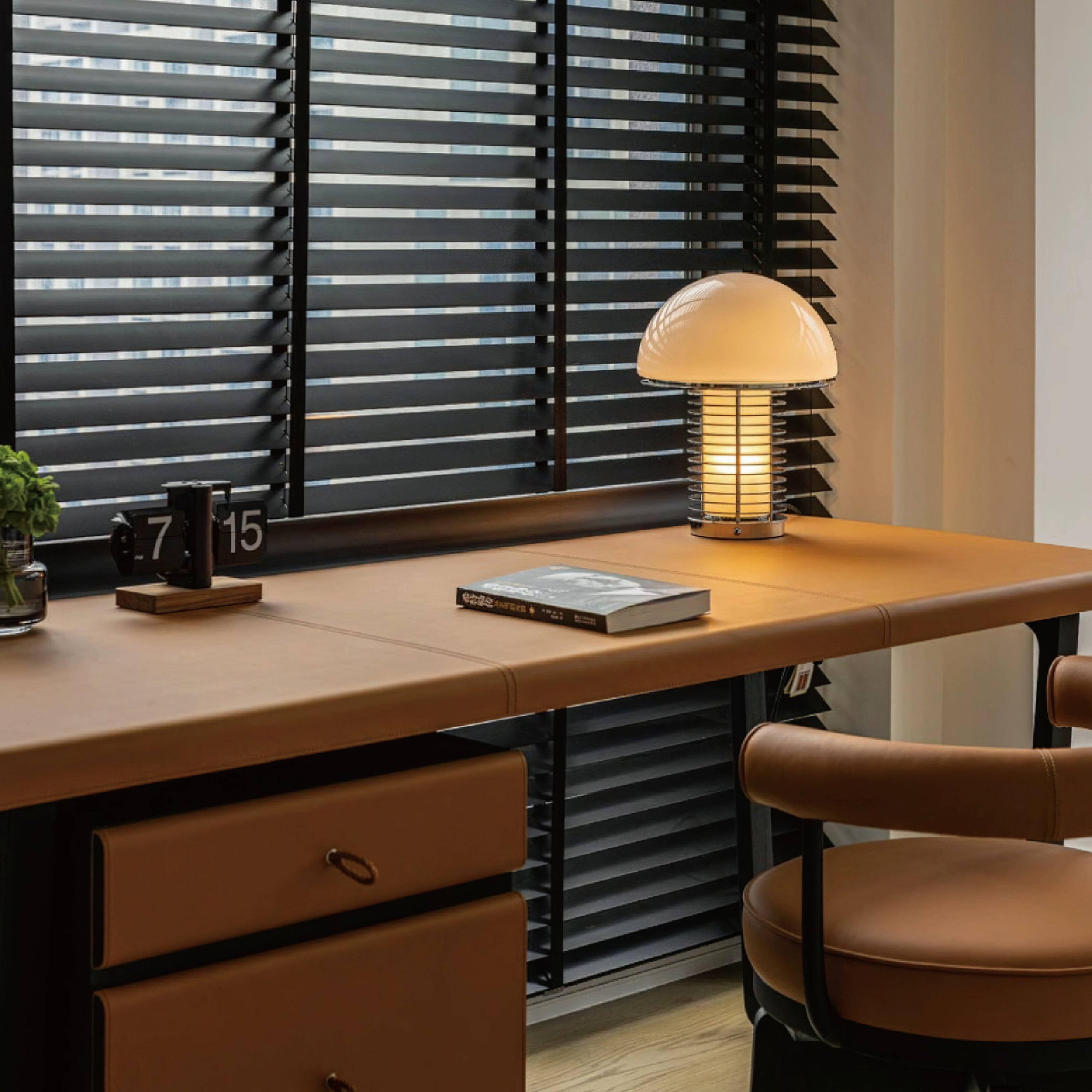 FENWICK HARMONY TABLE ILLUMINATOR