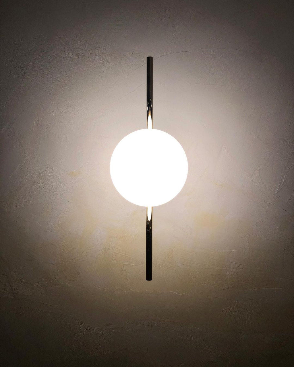FARNWORTH RUSTIC BRASS WALL SCONCE
