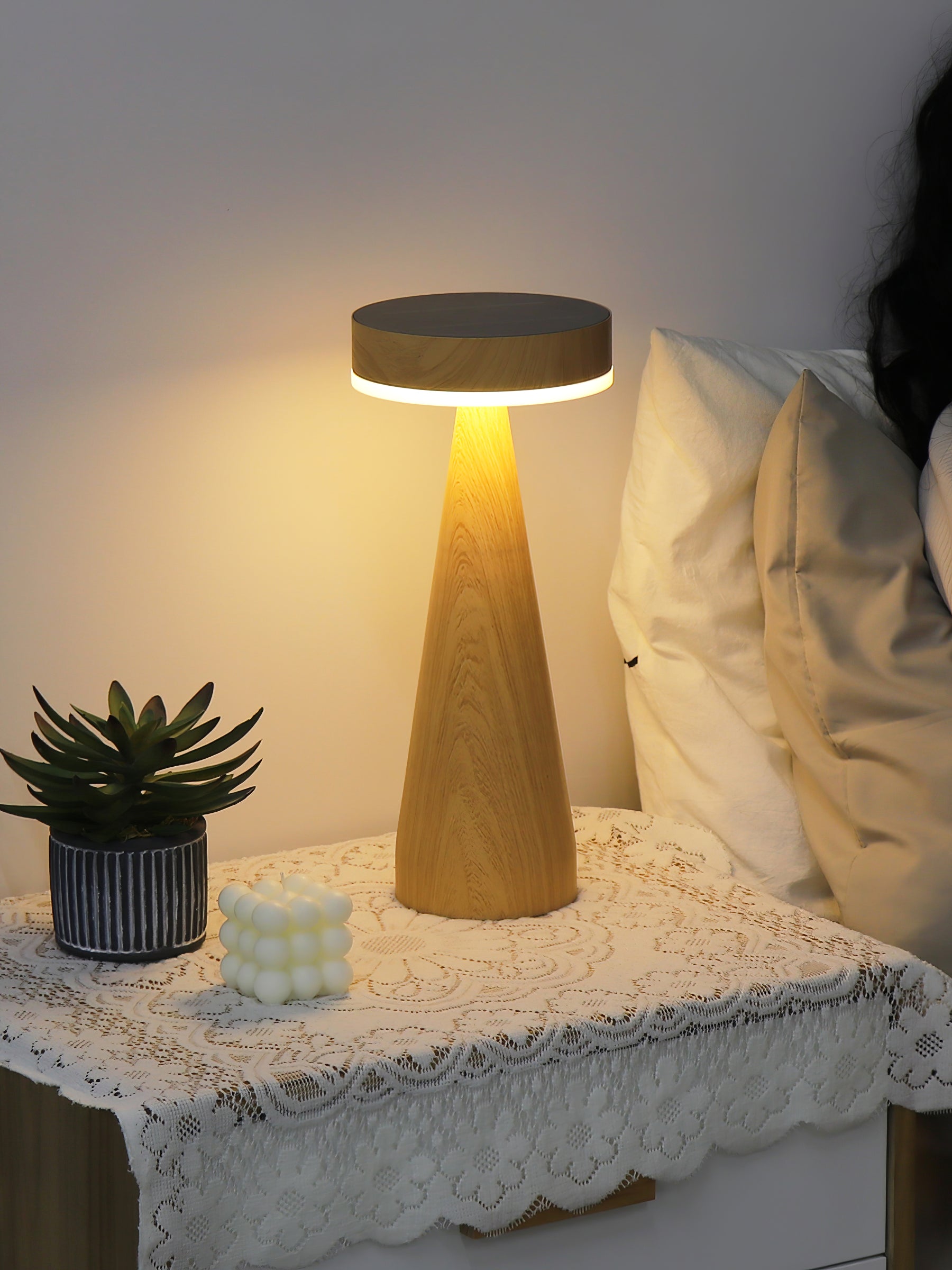 FENWICK PORTABLE ILLUMINATION LAMP
