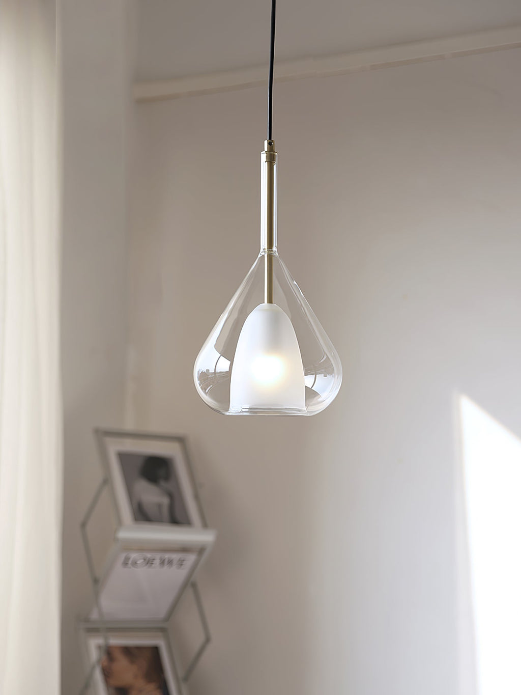FENWICK BLOOMING GLASS PENDANT LIGHT