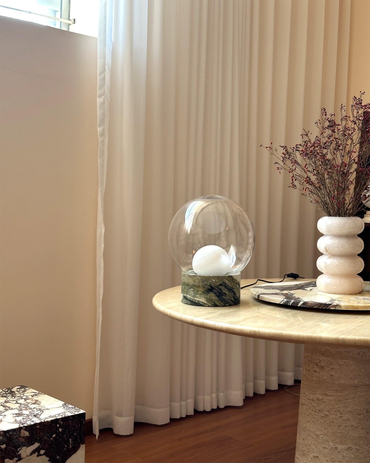 FENWICK FLORAL ACCENT TABLE LAMP