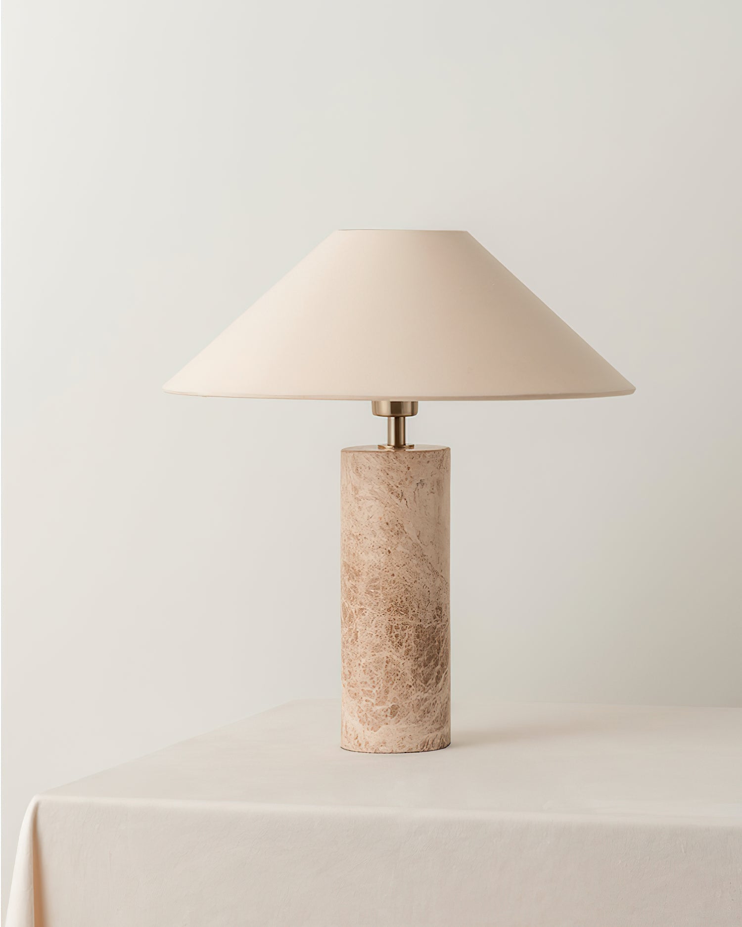 VANDERBILT CERAMIC ILLUMINATED COLUMN LAMP