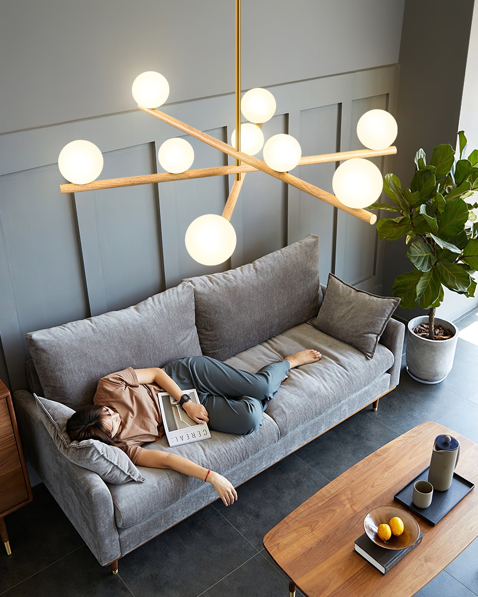 WINTHROP ORBITAL SPHERE LUMINAIRE