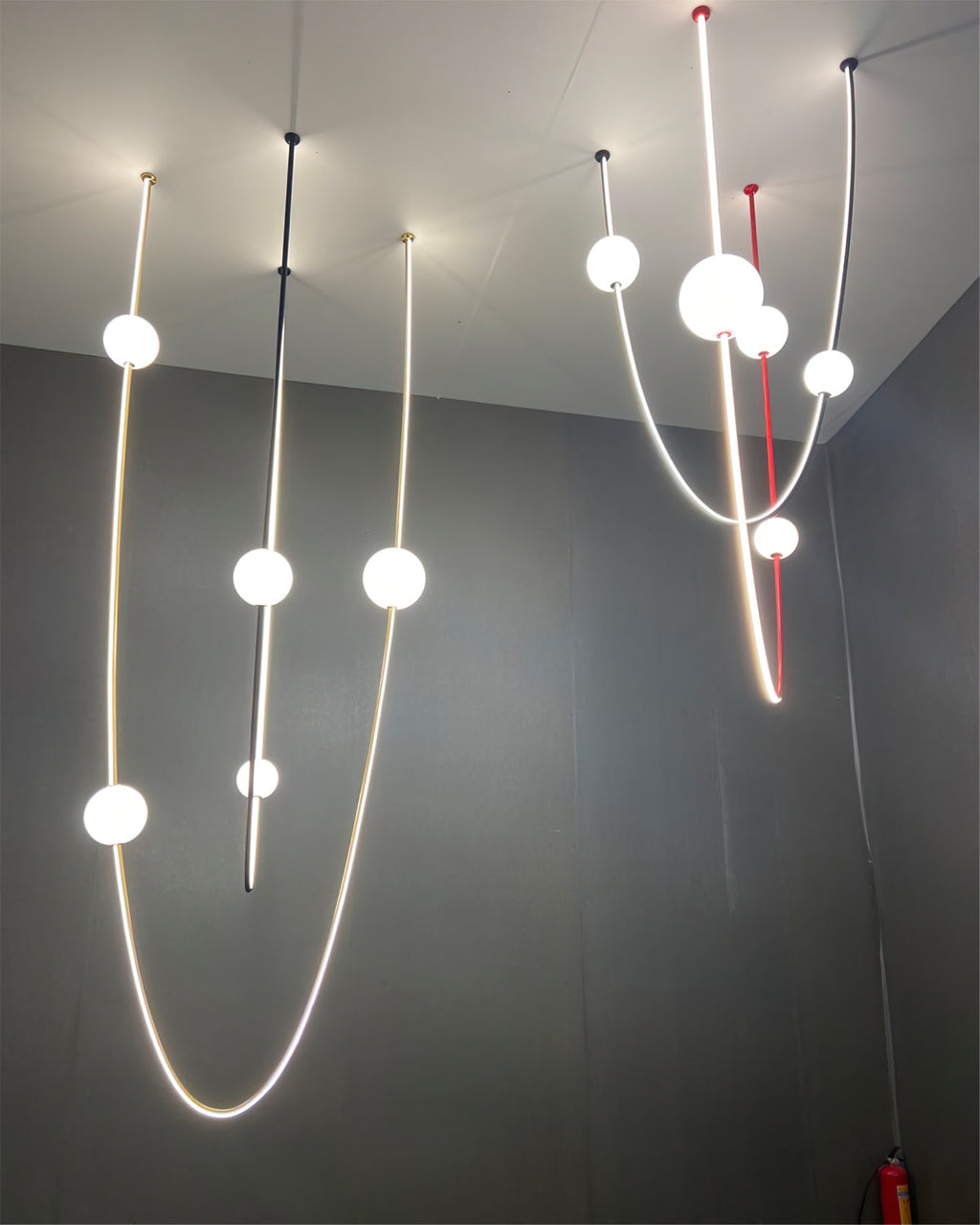 Vespera Wave Pendant Light