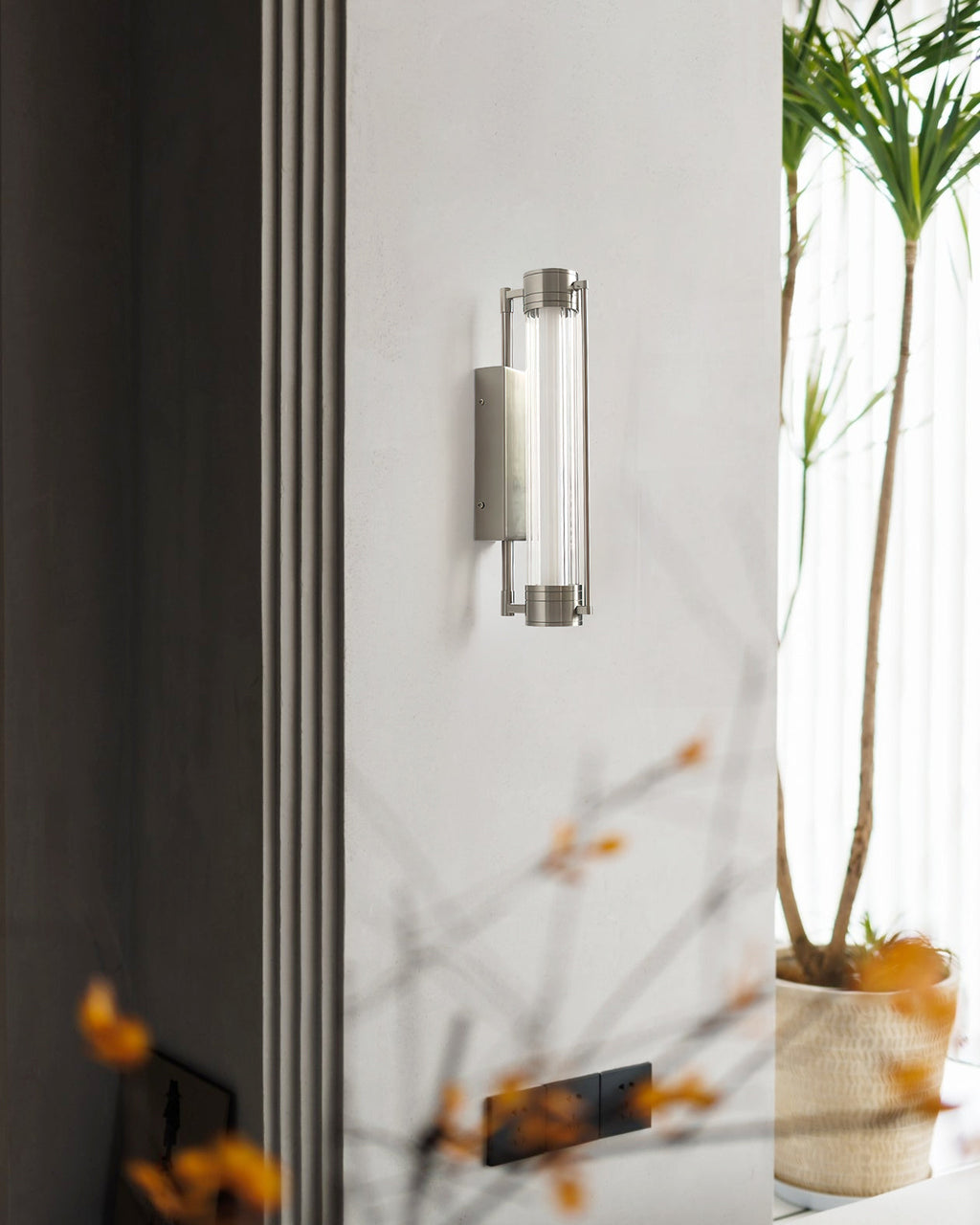 Chesterfield Vintage Glow Wall Sconce