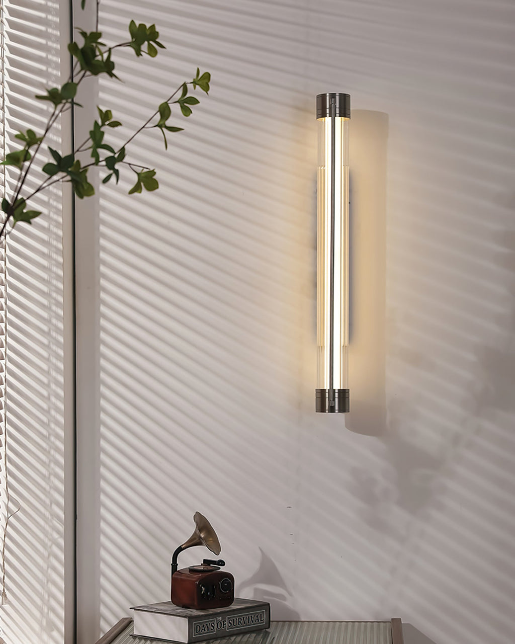 Chesterfield Vintage Glow Wall Sconce