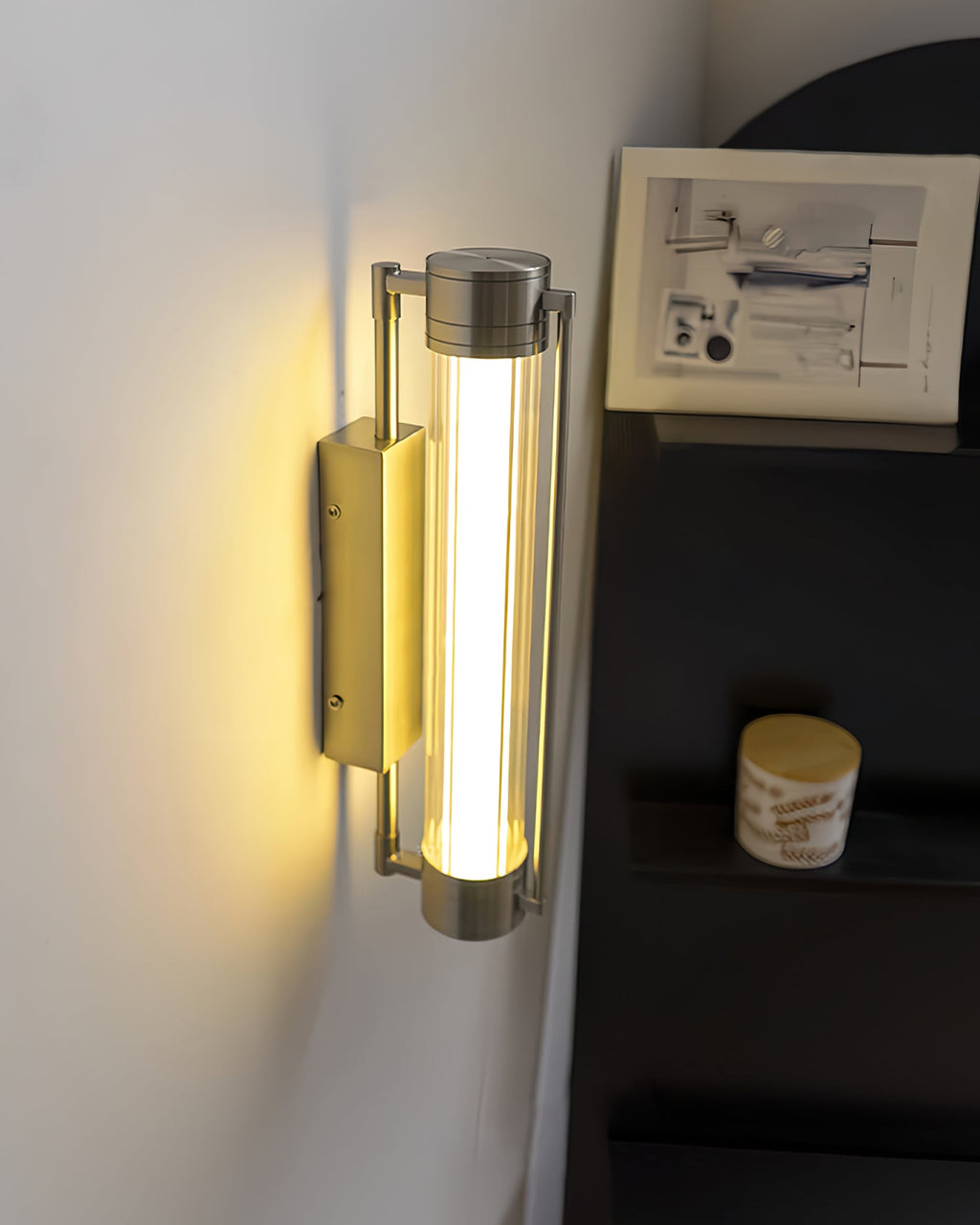 Chesterfield Vintage Glow Wall Sconce