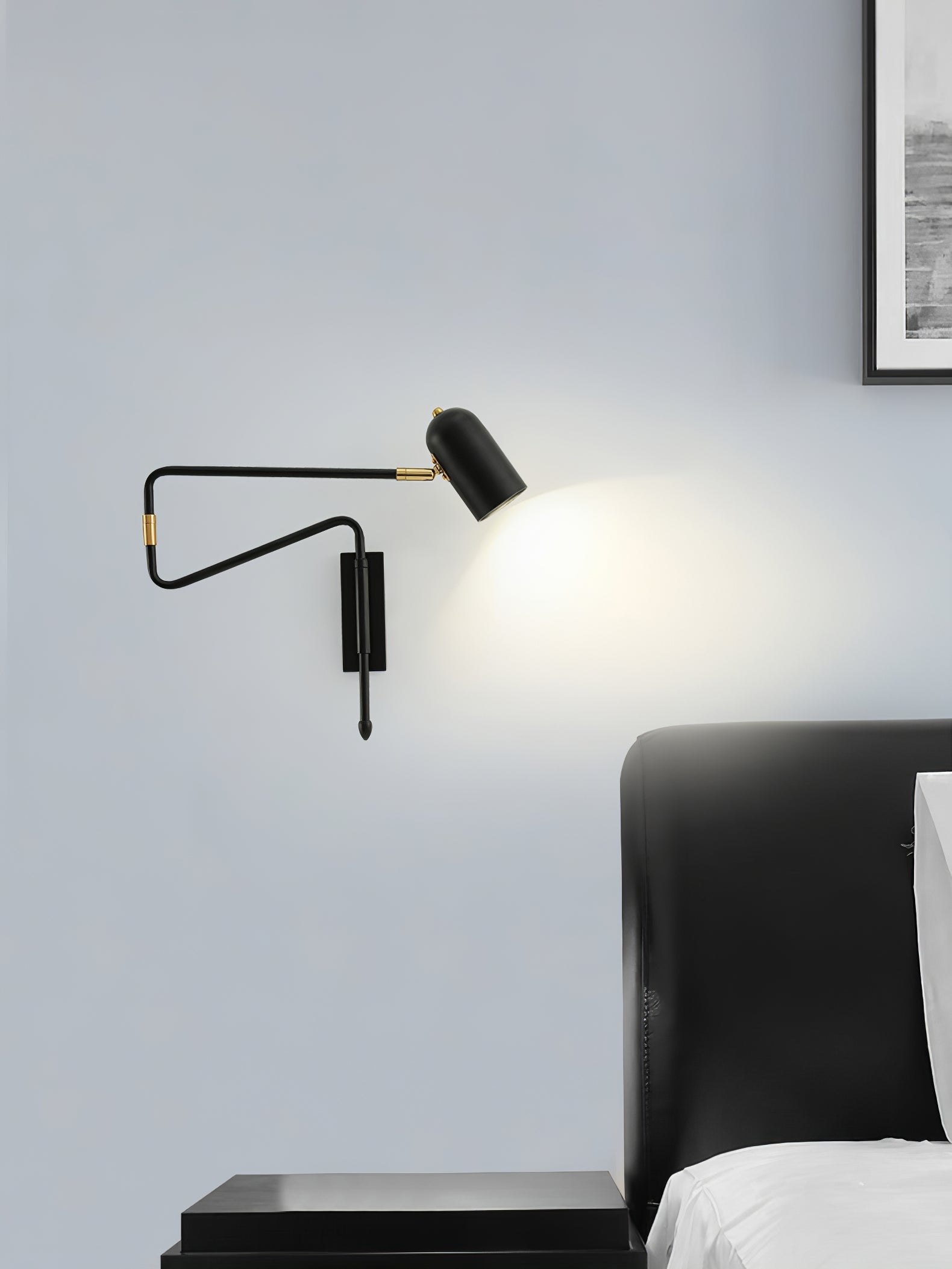 WINDSOR EXTENSIBLE ARM WALL LANTERN