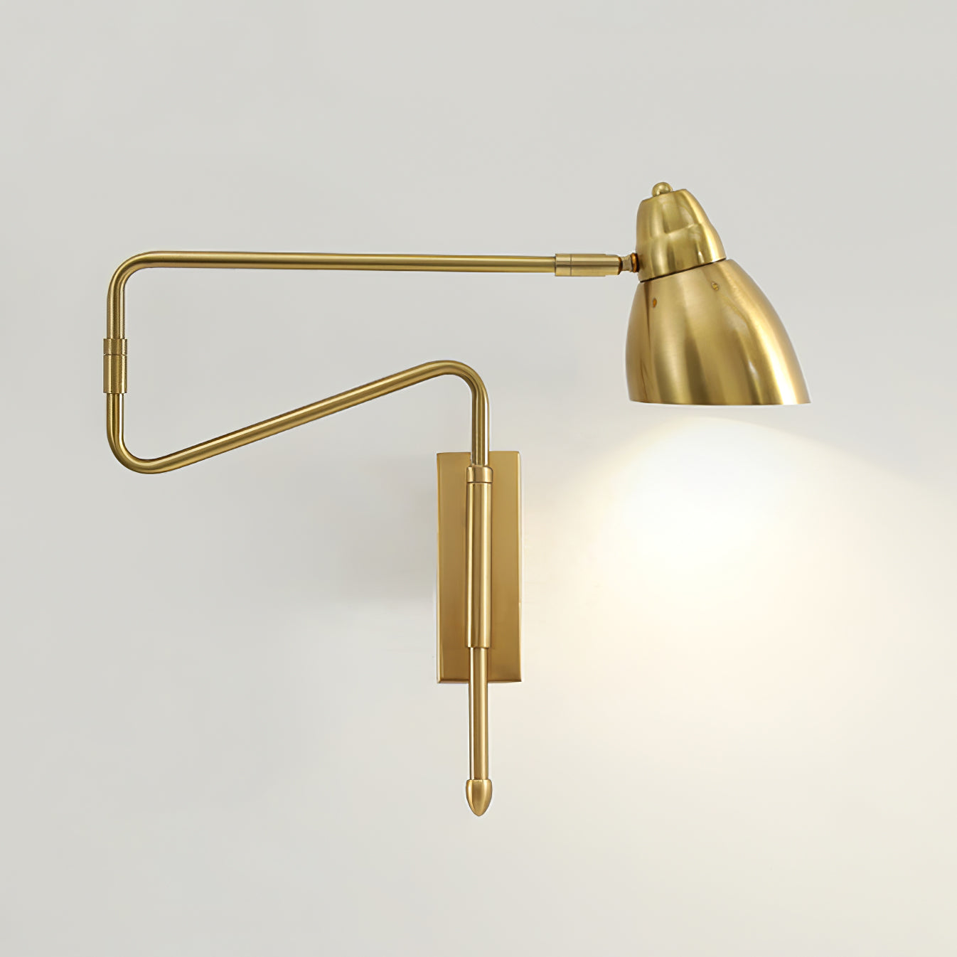 WINDSOR EXTENSIBLE ARM WALL LANTERN