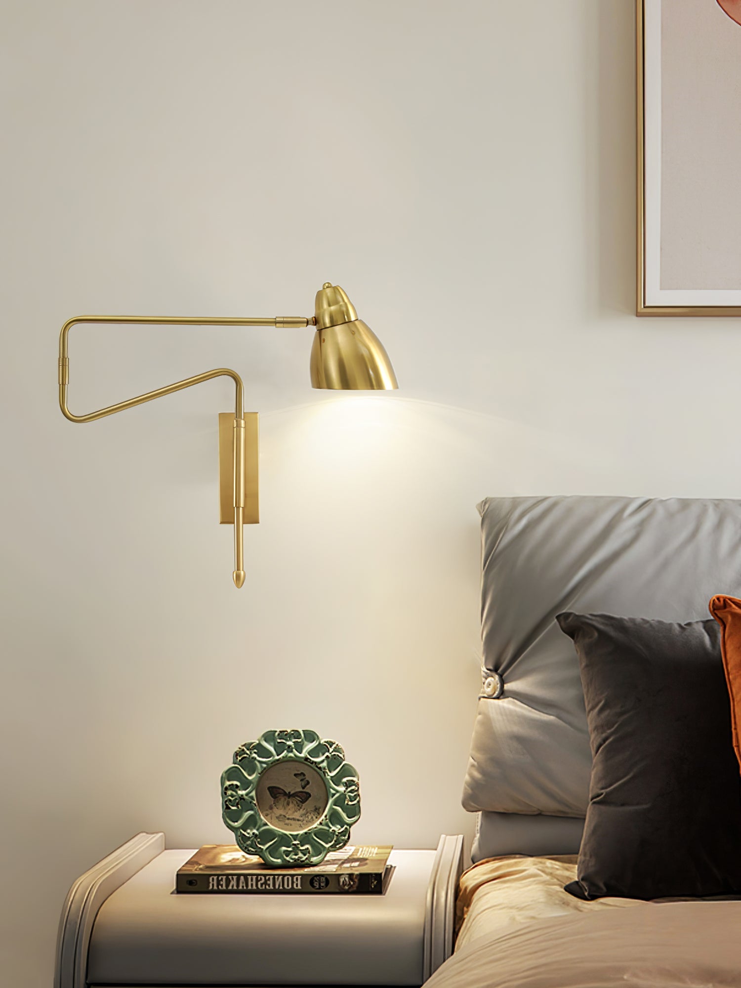 WINDSOR EXTENSIBLE ARM WALL LANTERN