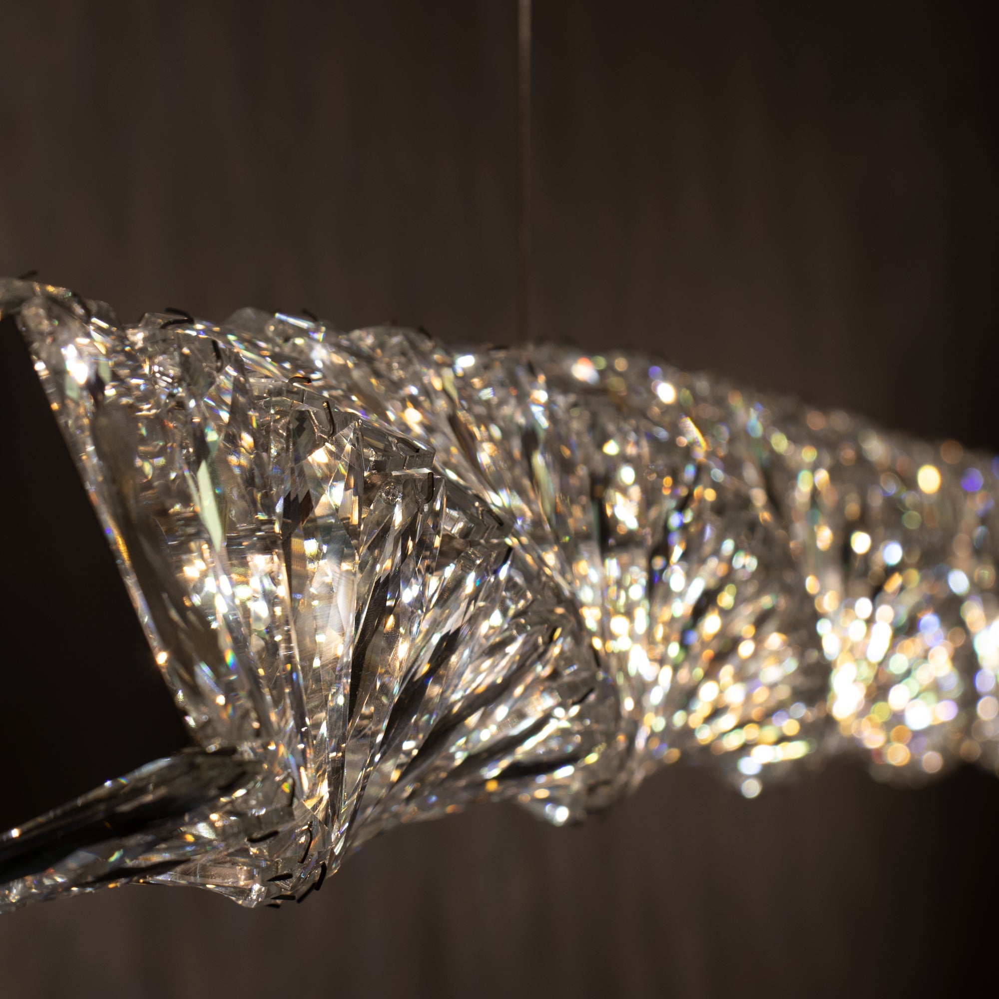 RAVENHURST CRYSTAL DROPLET PENDANT