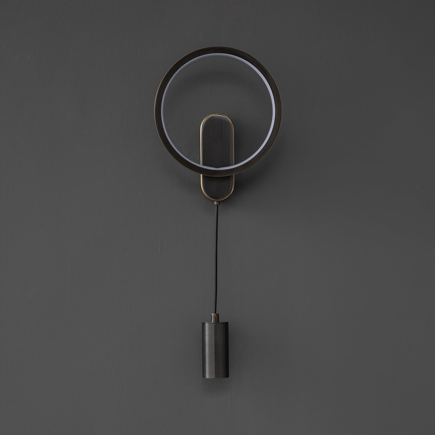 RAVENHALL SLIMLINE ILLUMINATOR