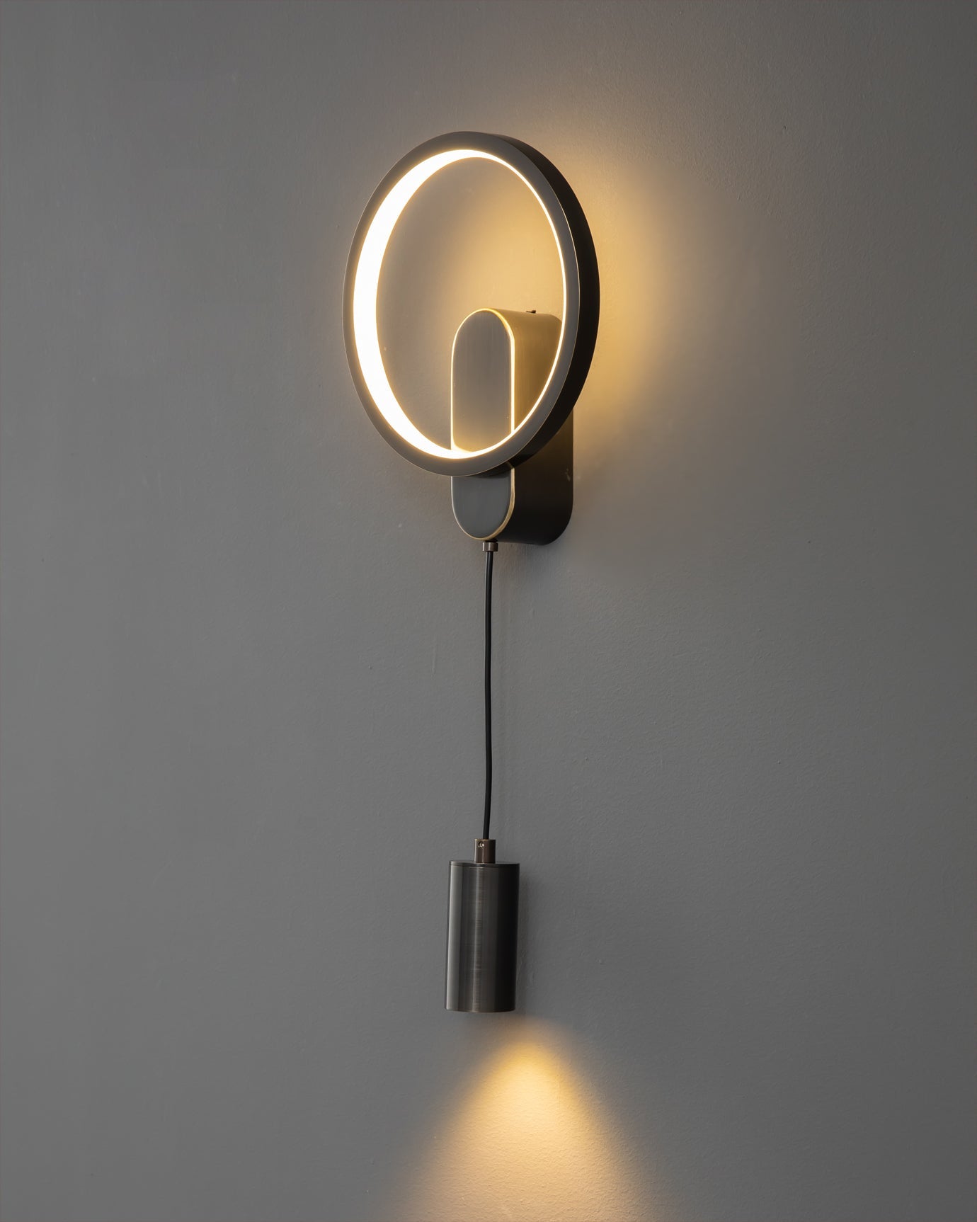 RAVENHALL SLIMLINE ILLUMINATOR