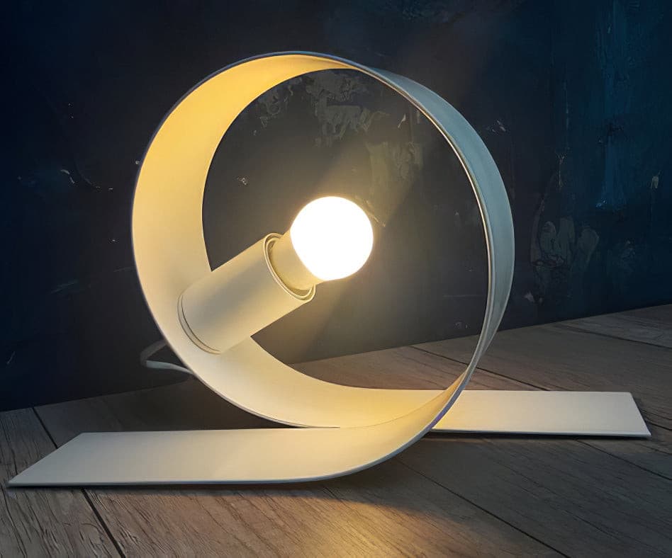 WINTHORPE SWIRL DESK LANTERN