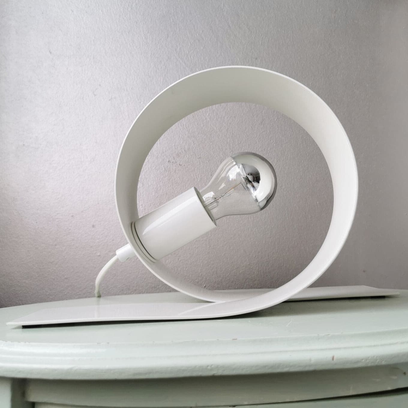 WINTHORPE SWIRL DESK LANTERN