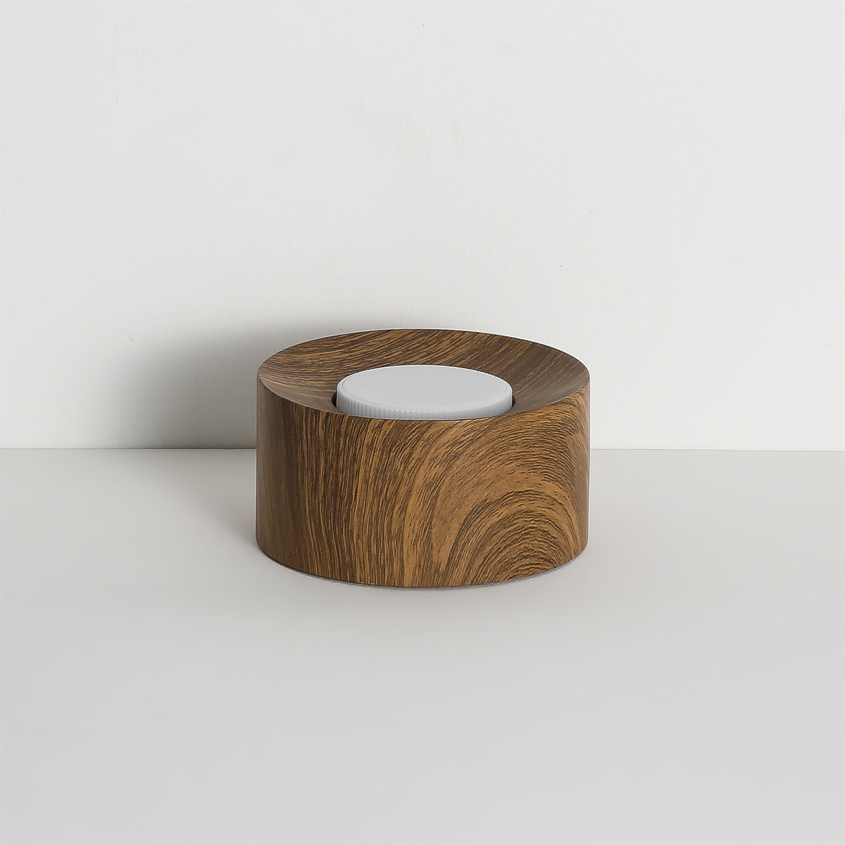 WILLOUGHBY HORIZON FLUSH MOUNT LIGHT