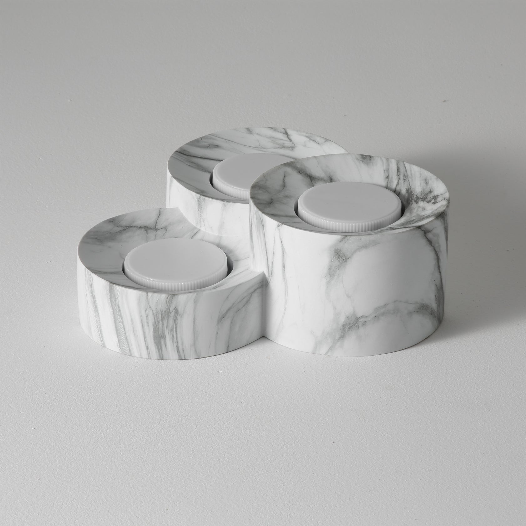 WILLOUGHBY HORIZON FLUSH MOUNT LIGHT
