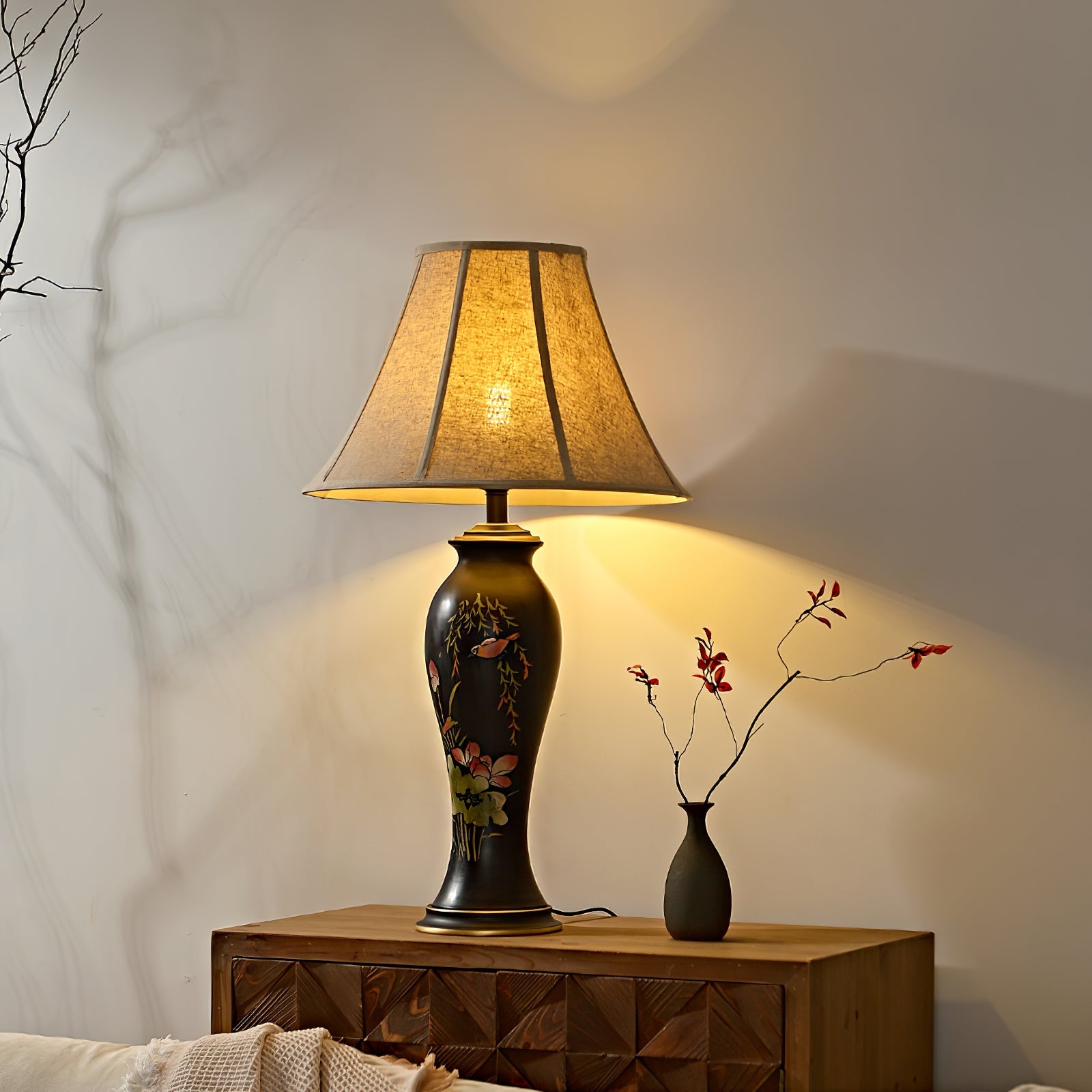 WINTHROP PORCELAIN ILLUMINATION LAMP