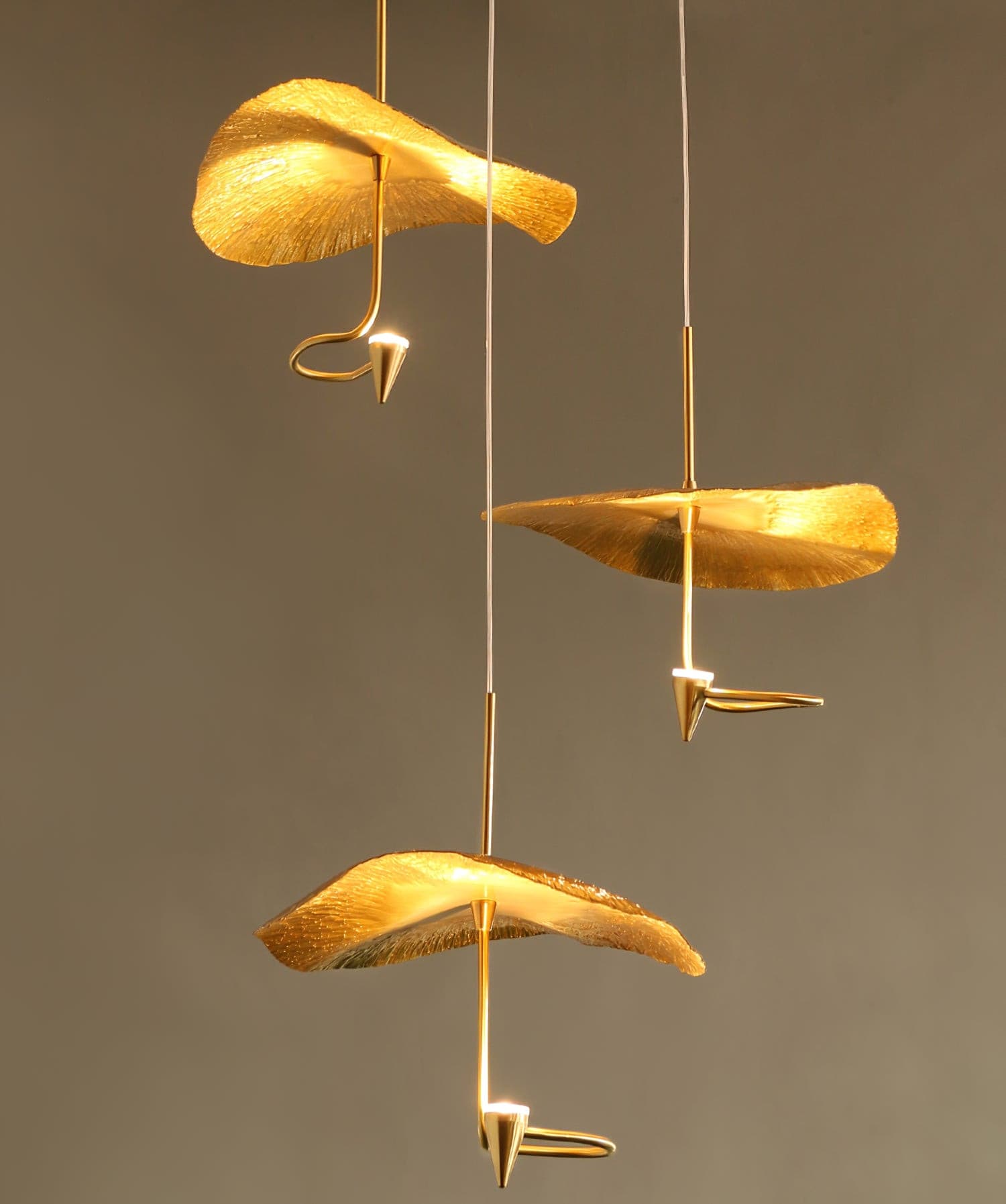 VERITY FLORA CEILING LIGHT