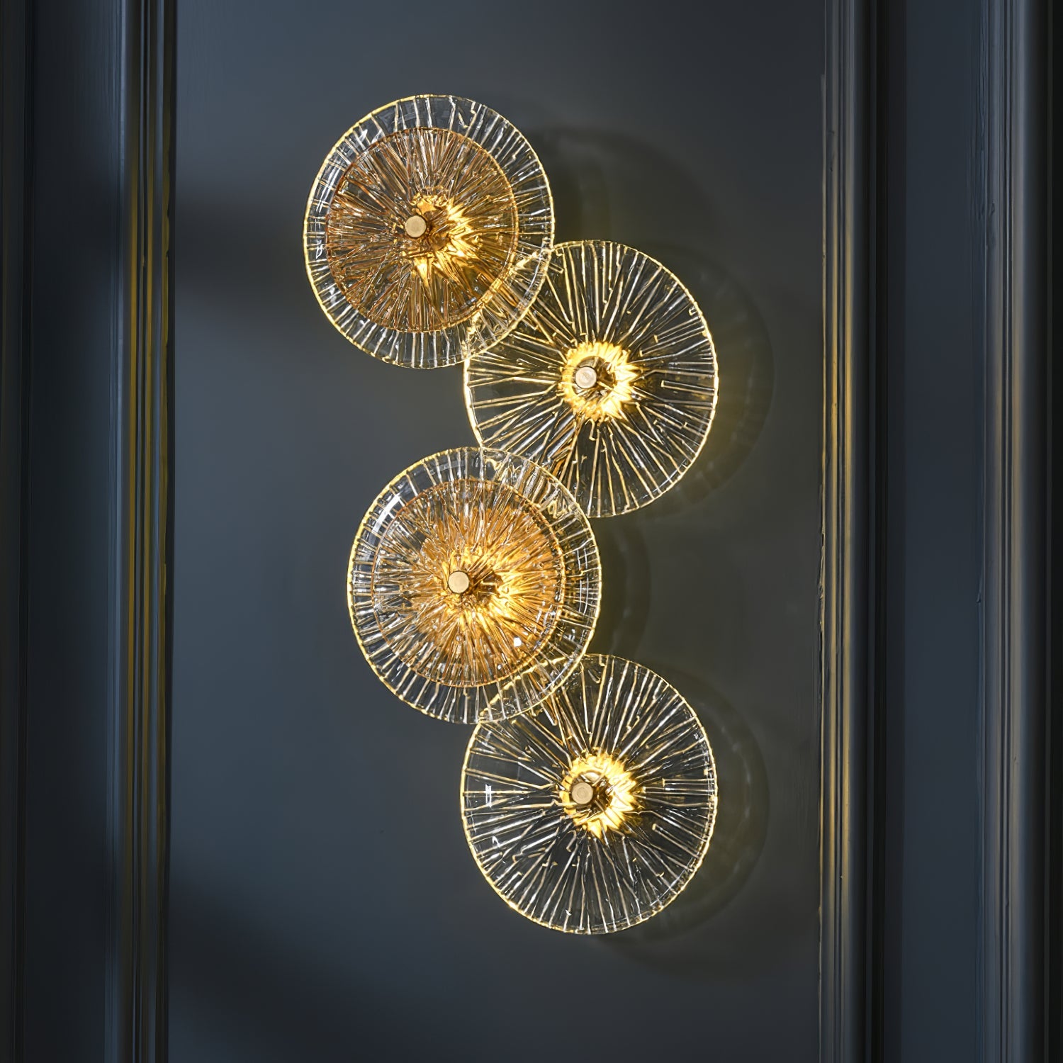 VERDANT FOLIO ILLUMINATED WALL SCONCE