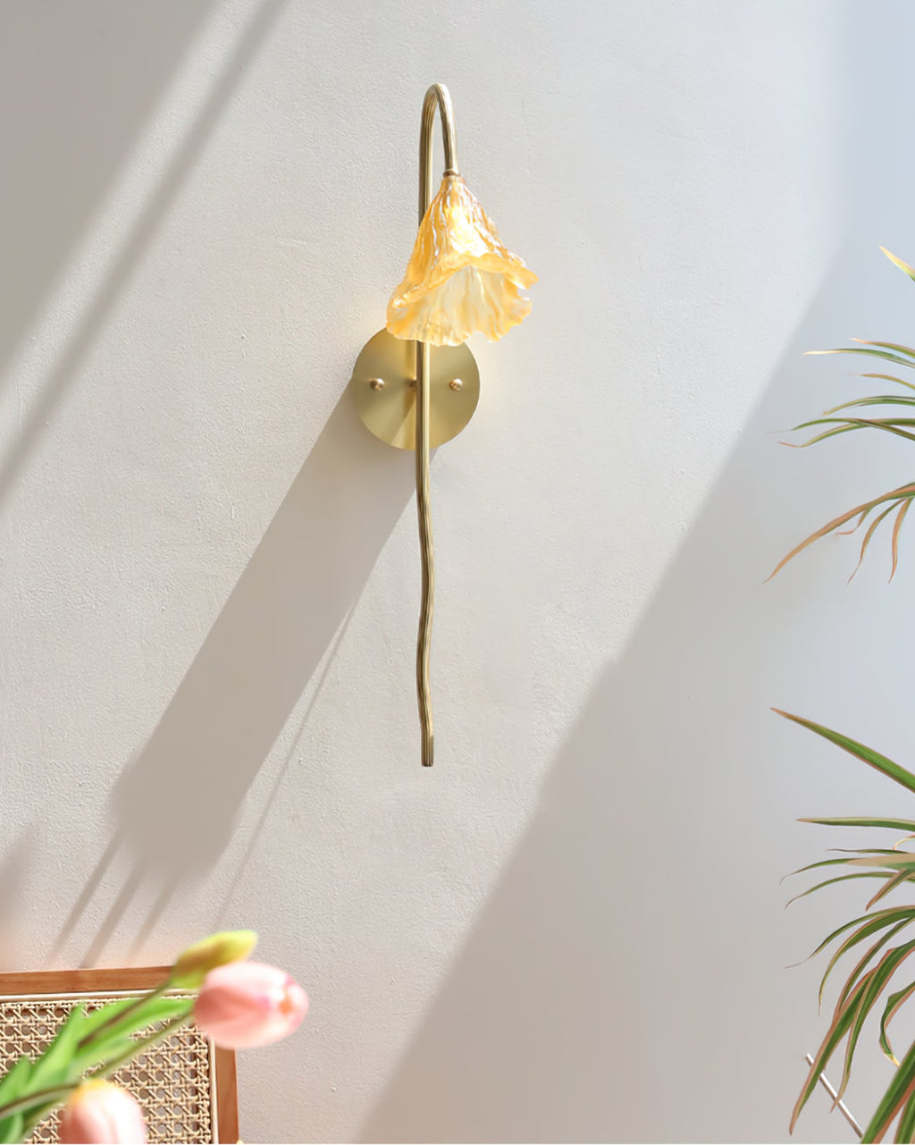 WINTERBOURNE AMBER GLOW WALL SCONCE