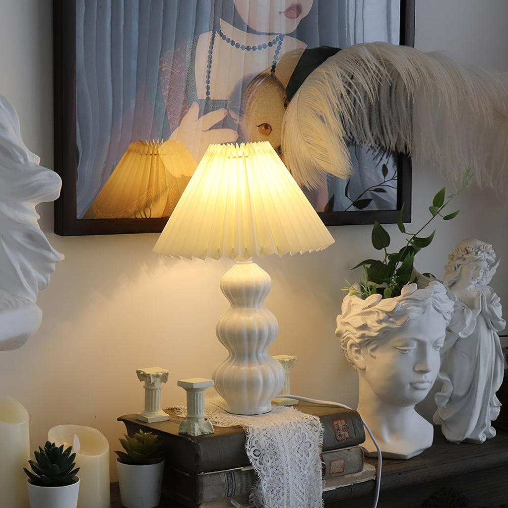 FELICITY RUFFLED SHADE TABLE LAMP