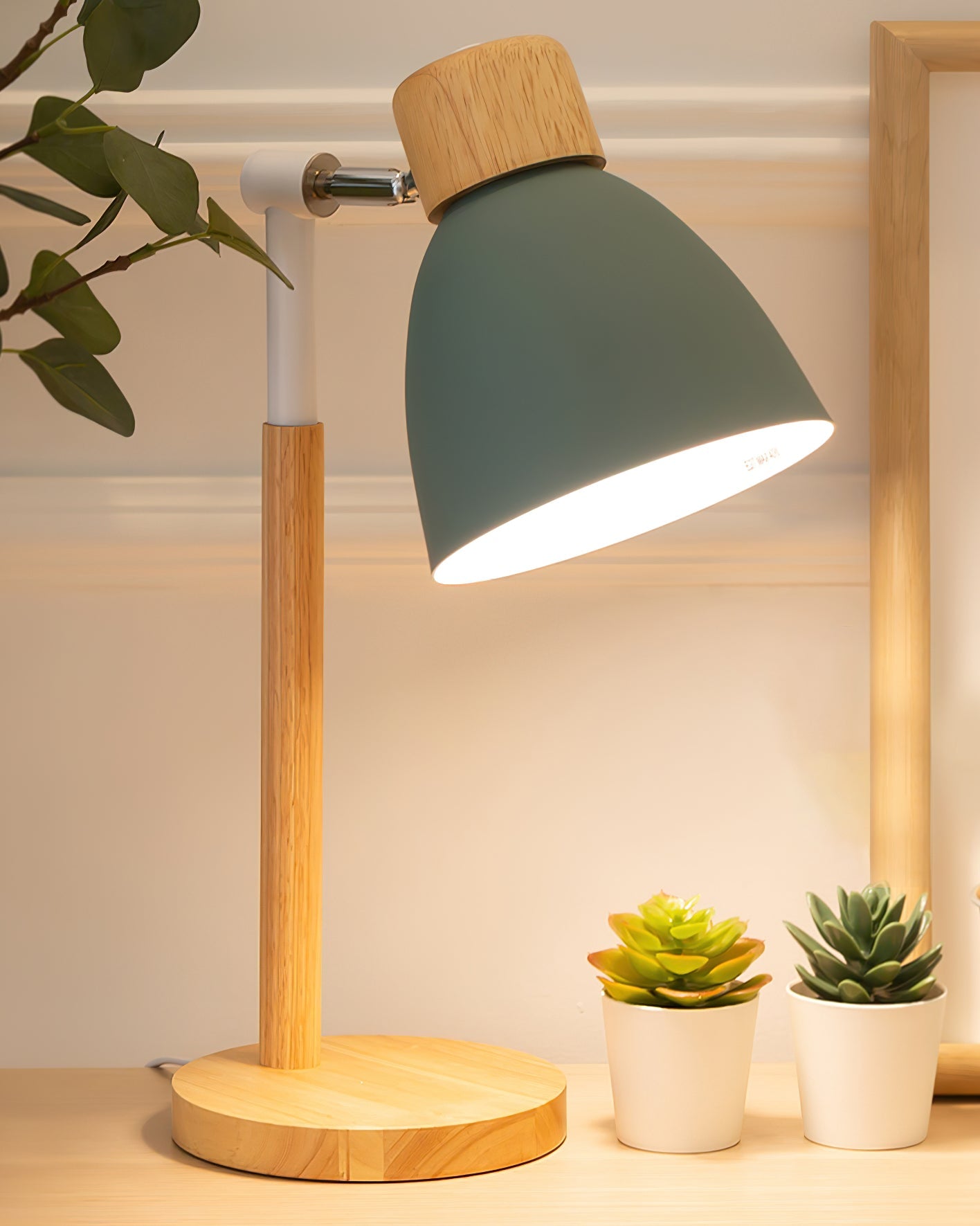 FENWICK TIMBER LUMINAIRE
