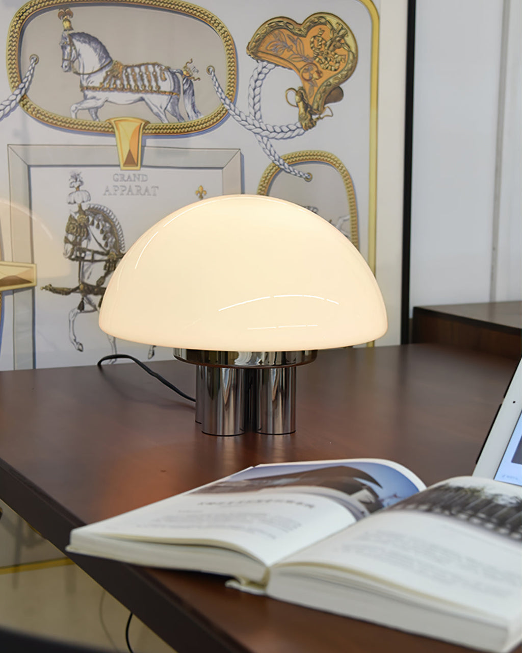 CHERINGTON FLORAL INLAY TABLE ILLUMINATOR