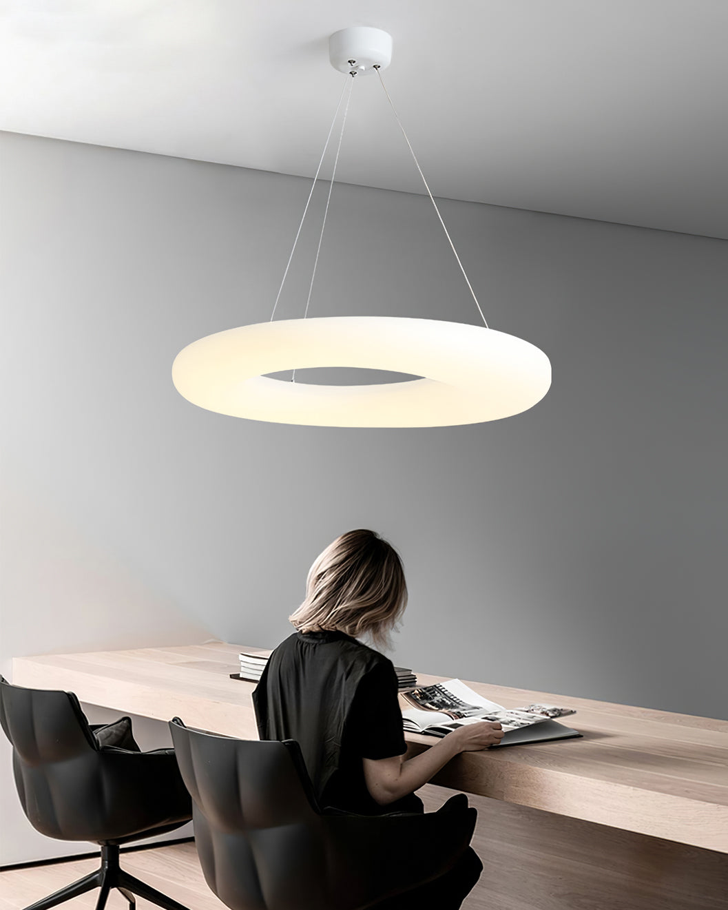 FENWICK HANGING GLASS ILLUMINATOR