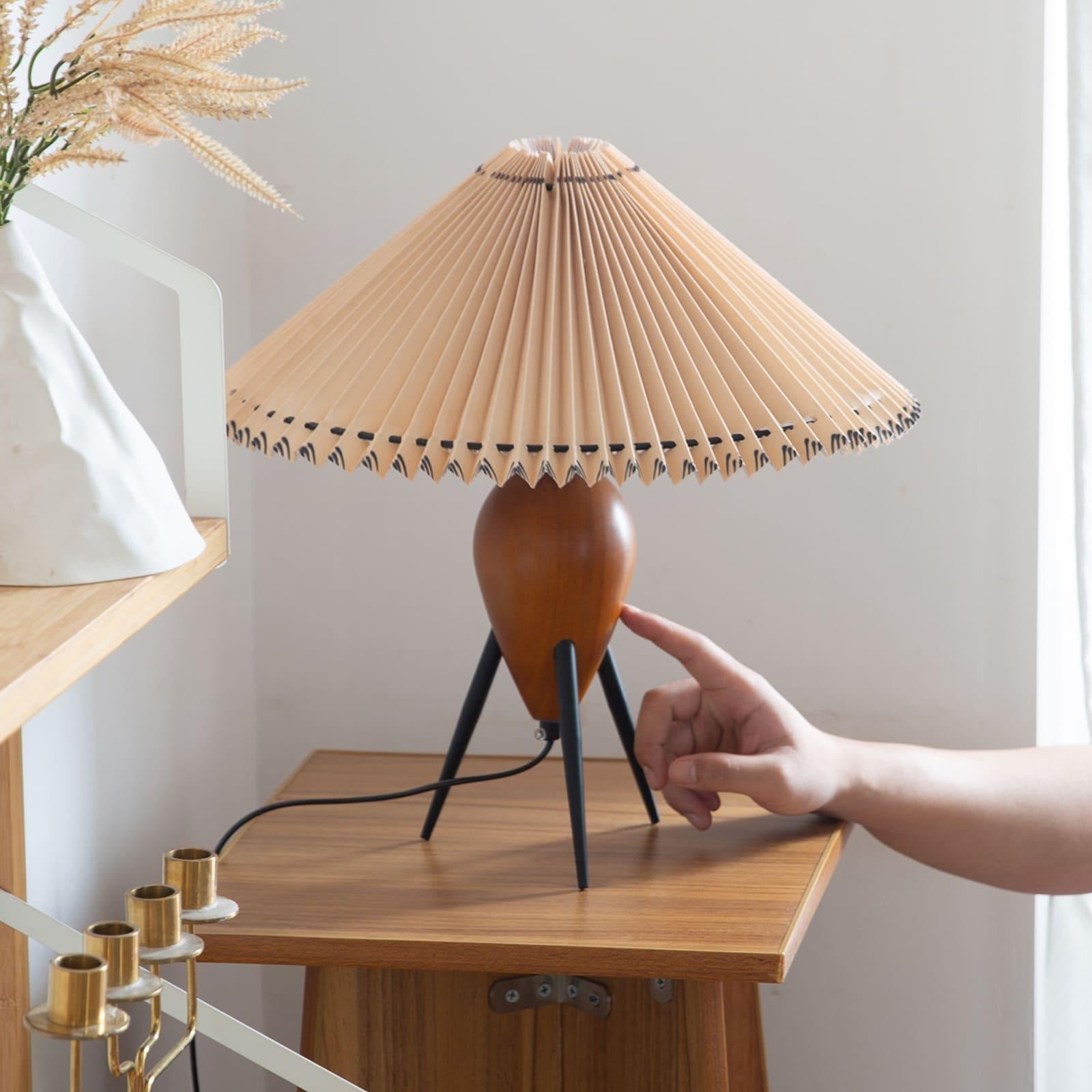 FENWICK MID-CENTURY GLASS TABLE LAMP