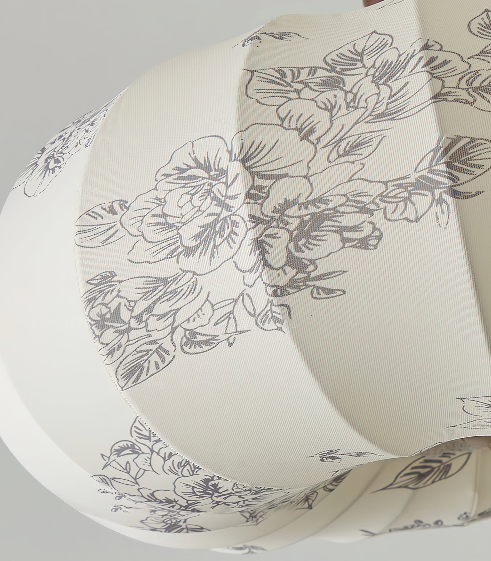 THISTLEWOOD FOLIAGE HANGING LANTERN