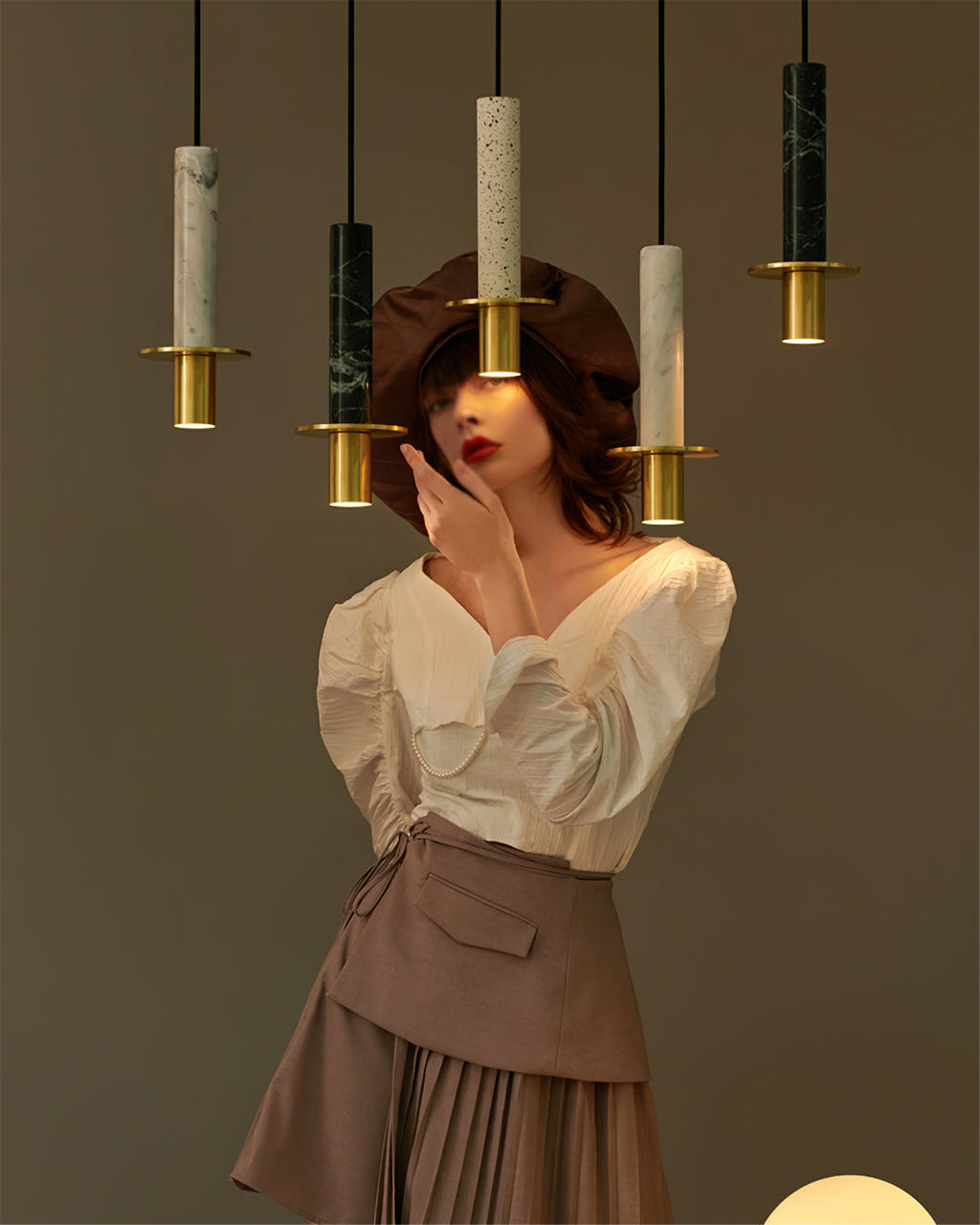WINCHESTER MARBLE TUBE HANGING LIGHT